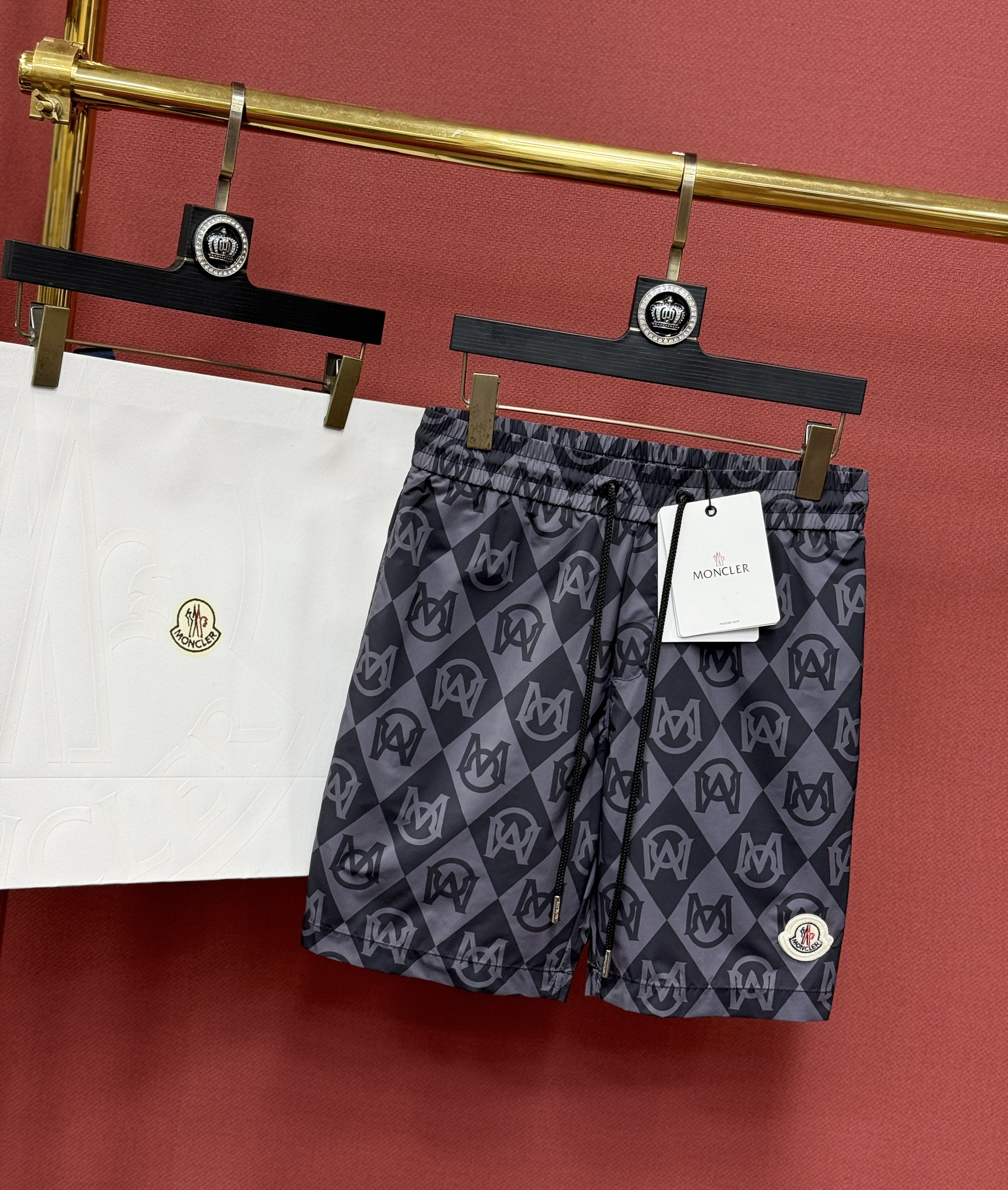 Quần short đùi gió Moncler logo full Like Auth 44-50 CD