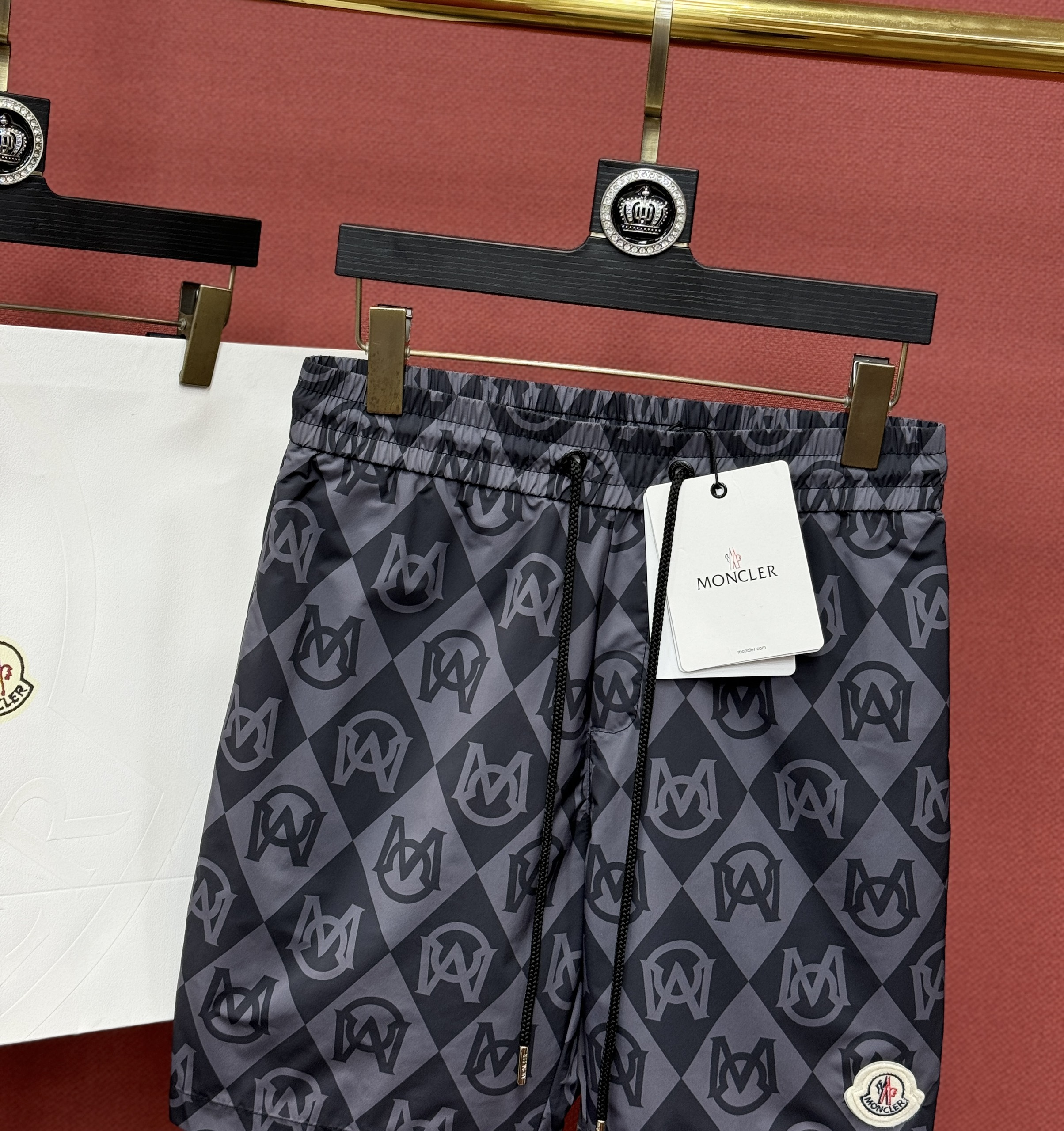 Quần short đùi gió Moncler logo full Like Auth 44-50 CD