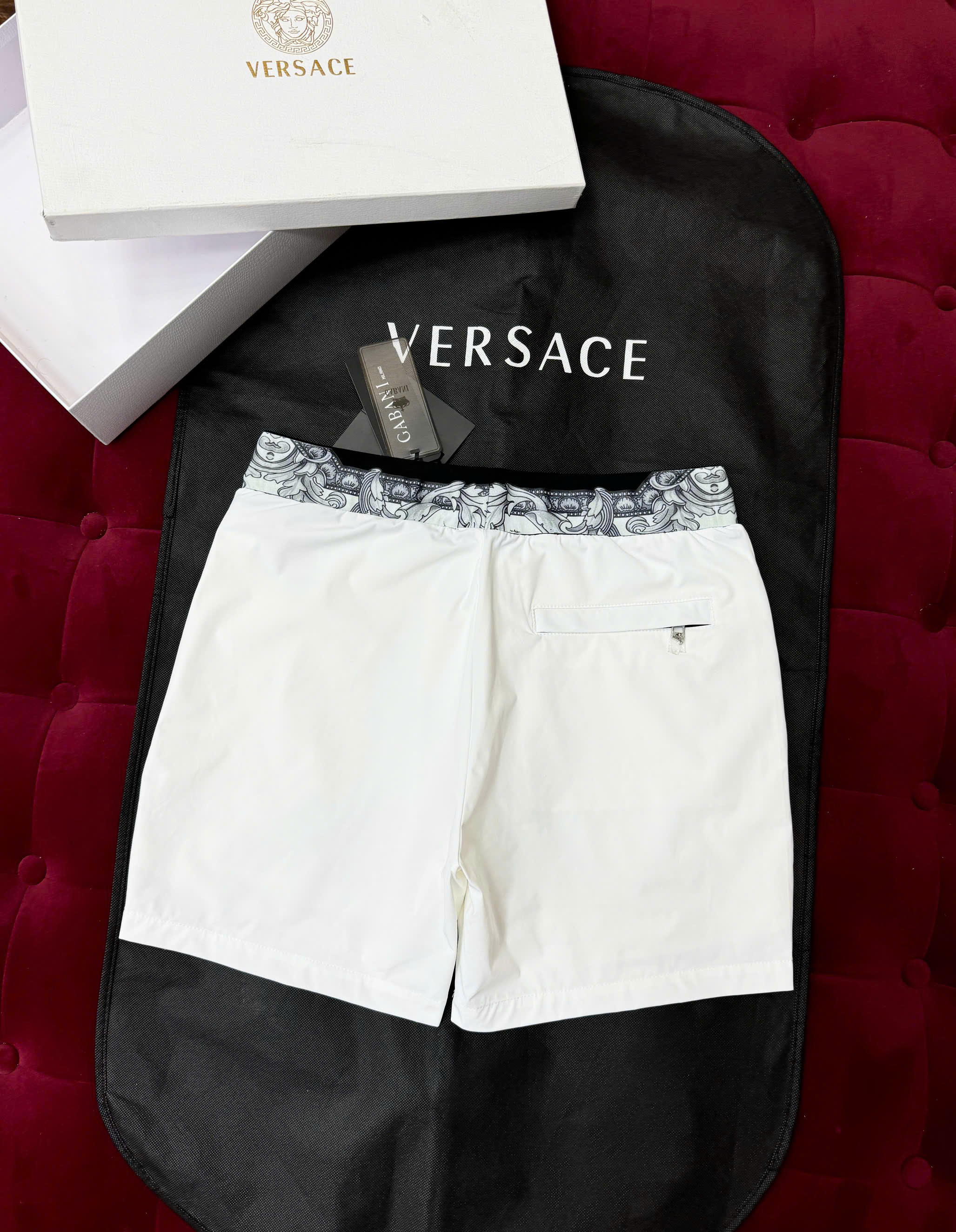 Quần short đùi gió Versace VS check cạp logo thêu Like Auth 44-46 CD