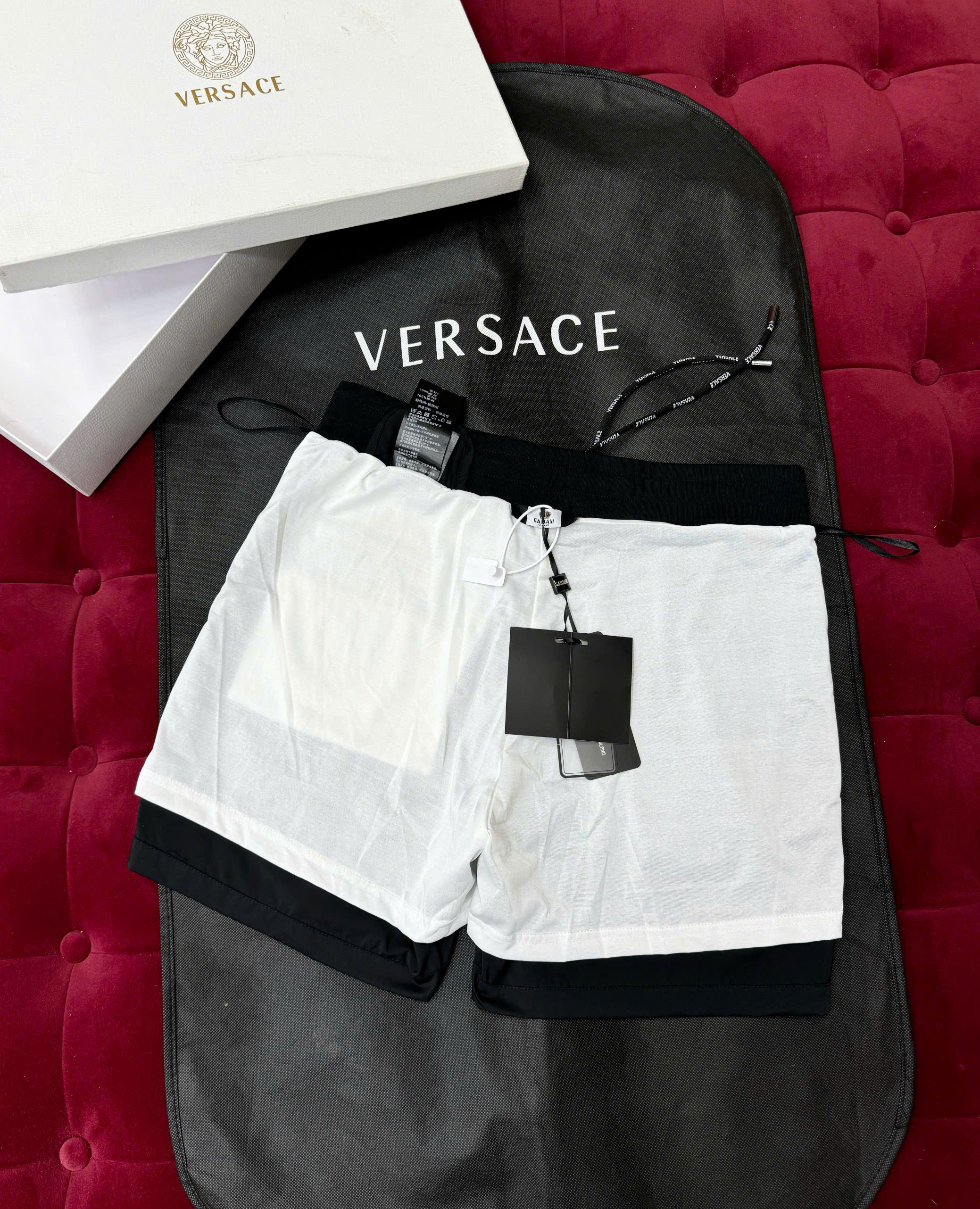 Quần short đùi gió Versace VS check cạp logo thêu Like Auth 44-46 CD