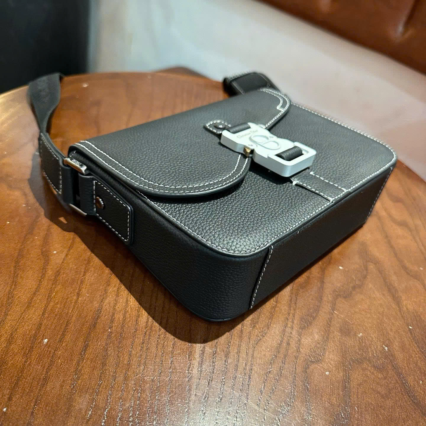 Túi đeo chéo Dior CD Đen trơn check khóa Bạc Like Auth on web fullbox bill thẻ DDT