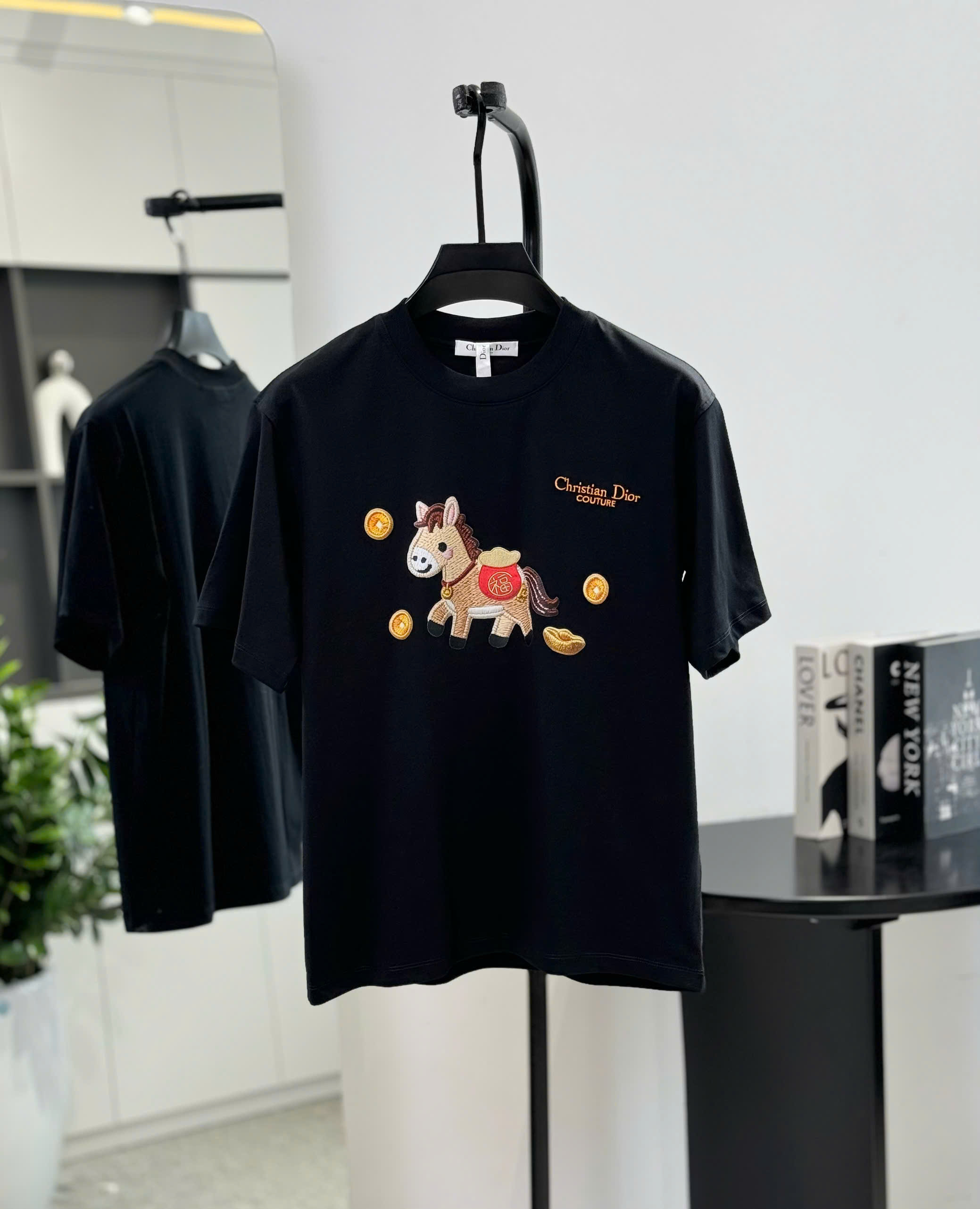 Áo phông T shirt Dior CD logo thêu wash ngựa thần tài Like Auth S-L DDT\Đen