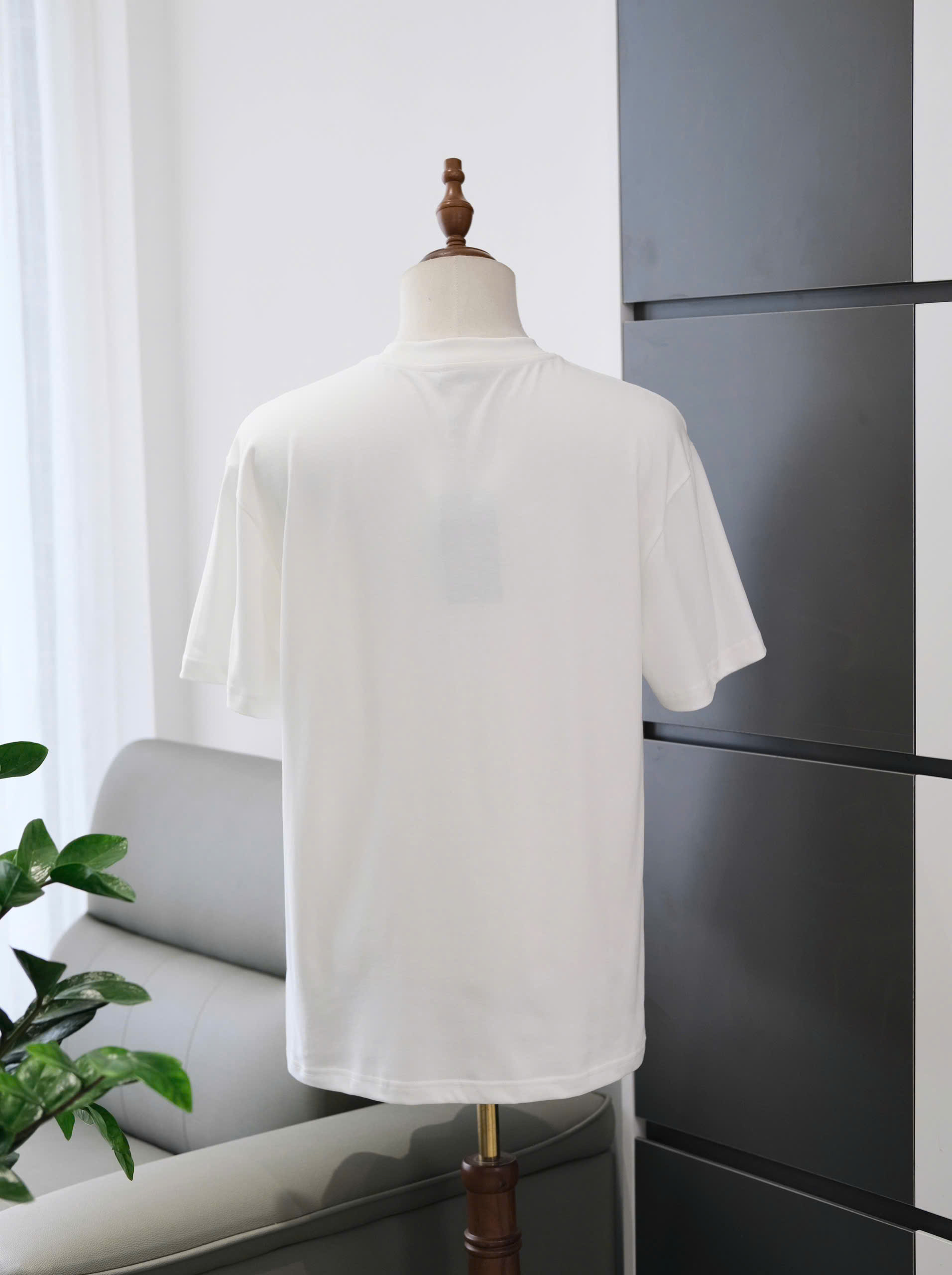 Áo phông T shirt Fendi Roma FD họa tiết 3 chú ngựa Like Auth S-L DDT\trắng