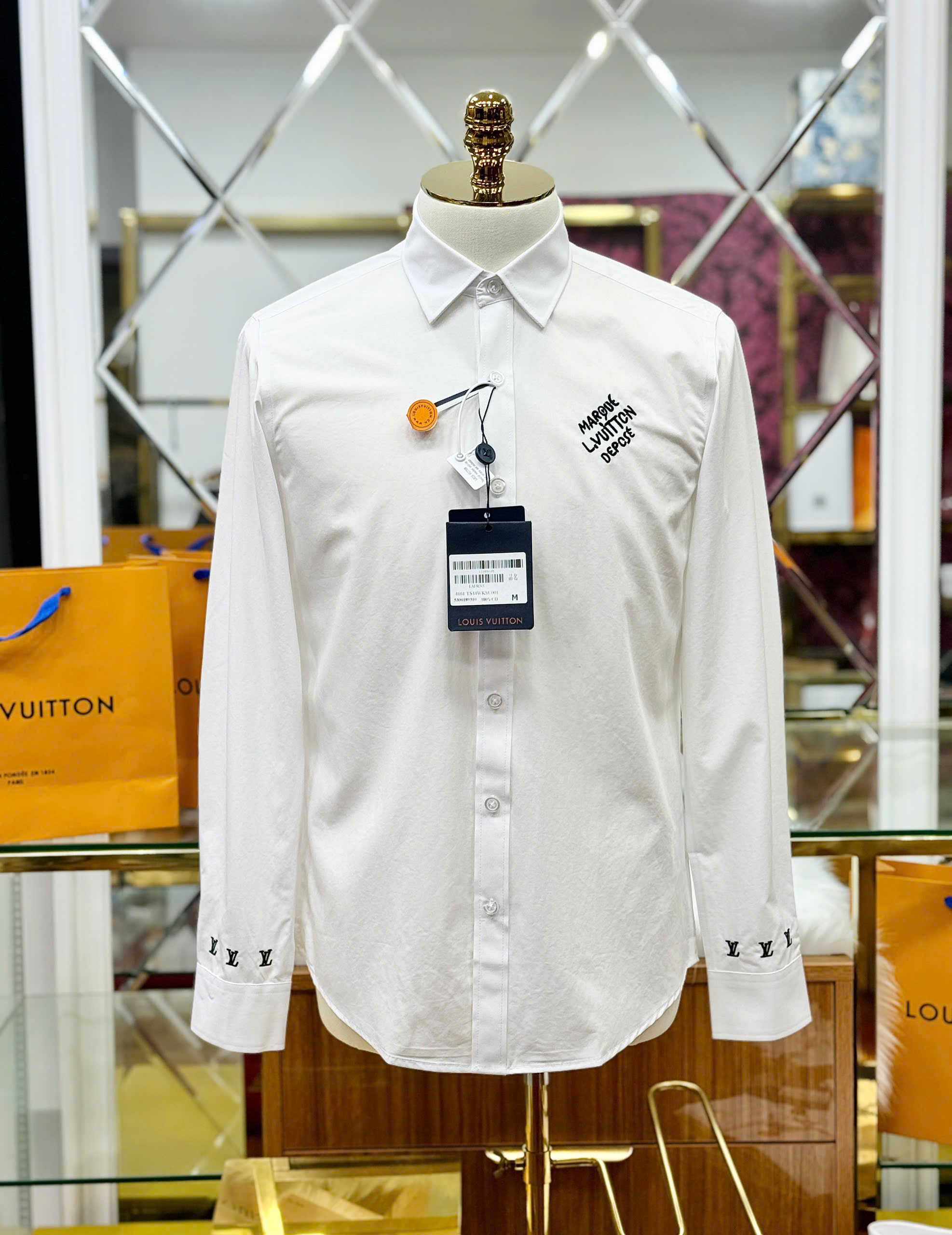 Áo sơ mi Louis Vuitton LV logo thêu ngực Marque check cổ tay Like Auth M-XL CD