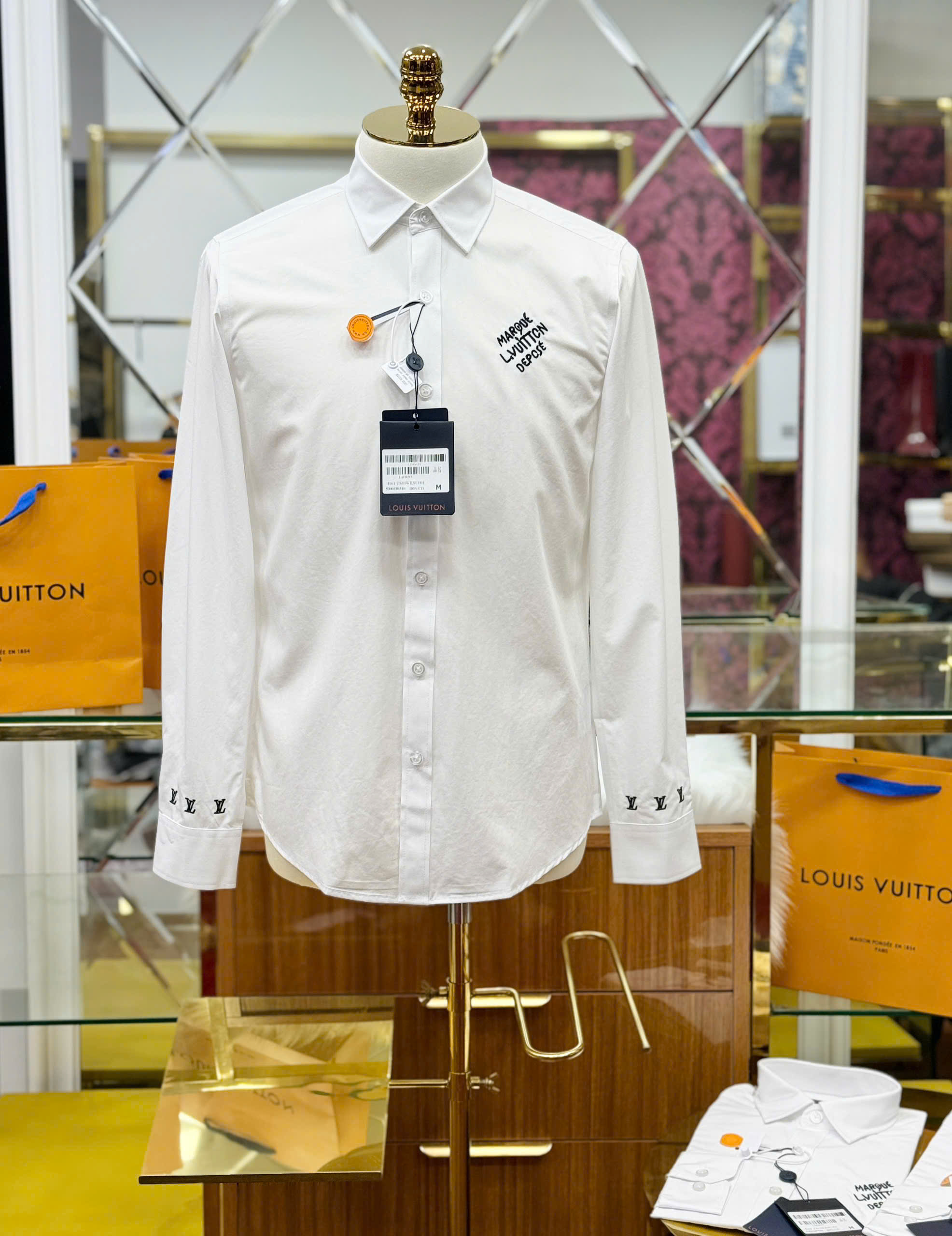 Áo sơ mi Louis Vuitton LV logo thêu ngực Marque check cổ tay Like Auth M-XL CD