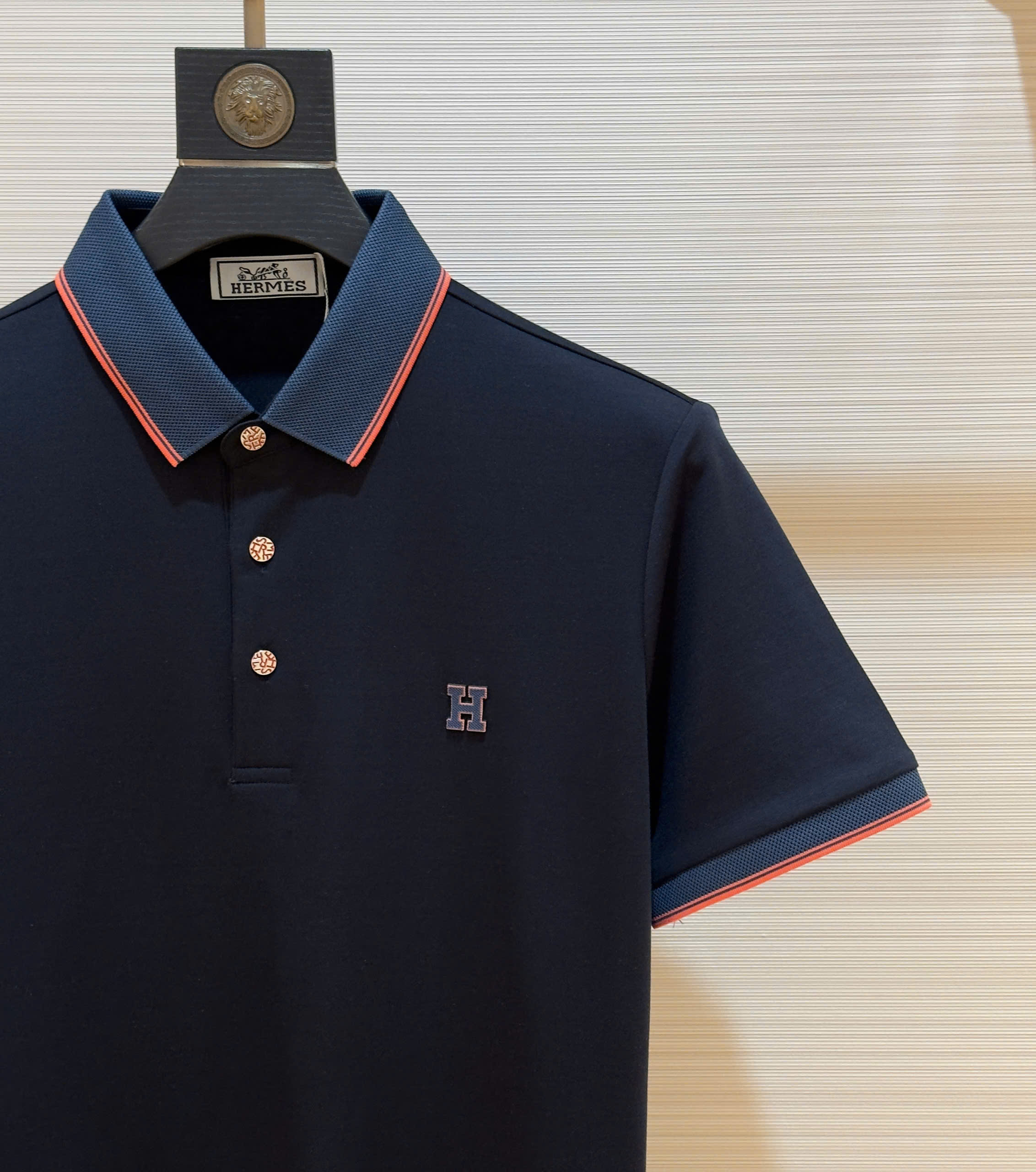 Áo polo Hermes HM logo H thêu ngực kẻ viền Like Auth 1-1 on web DDT