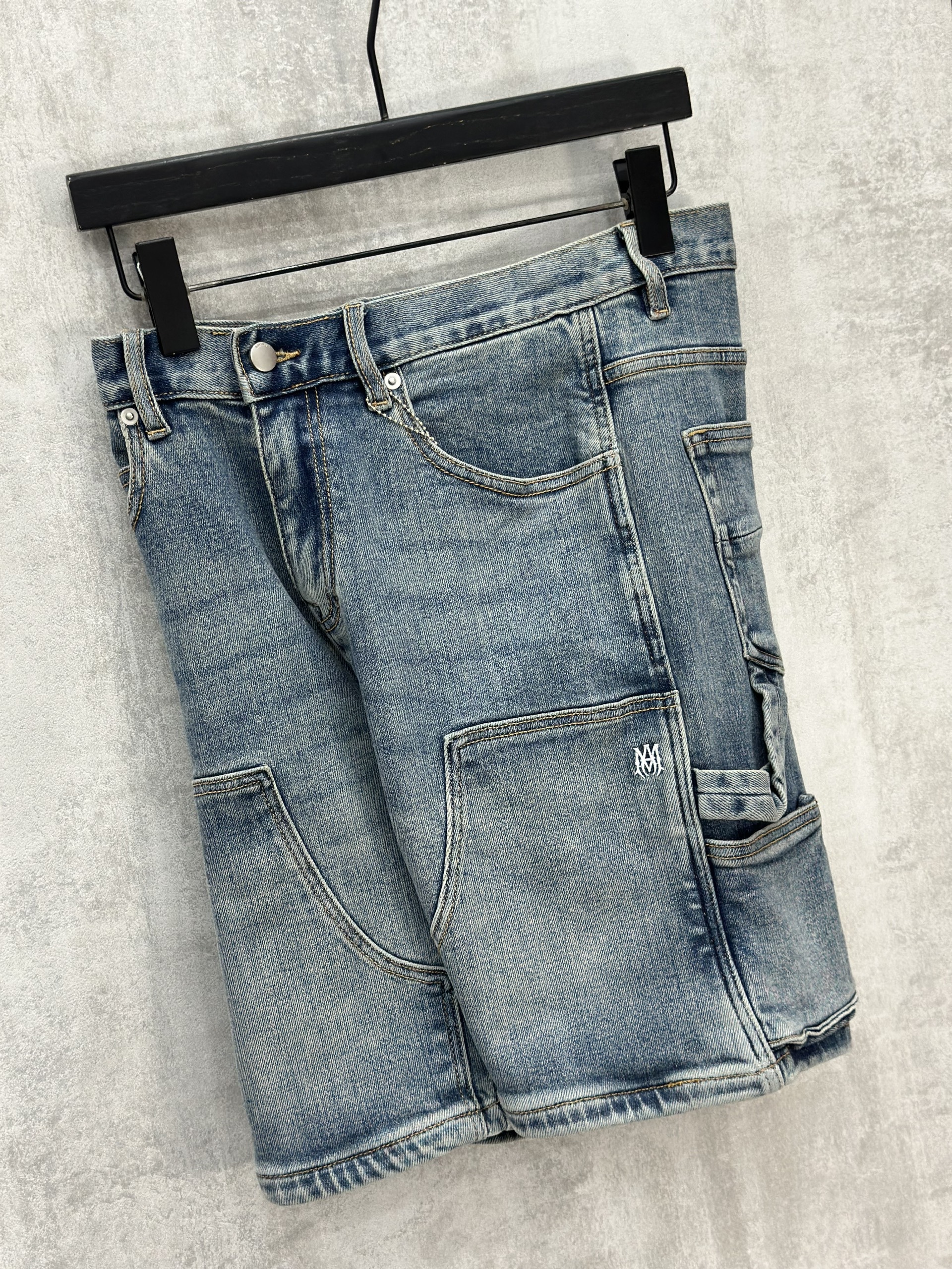 Quần Jean bò ngố Amiri Xanh Nhạt ống rộng Like AUth 28-33 VTN