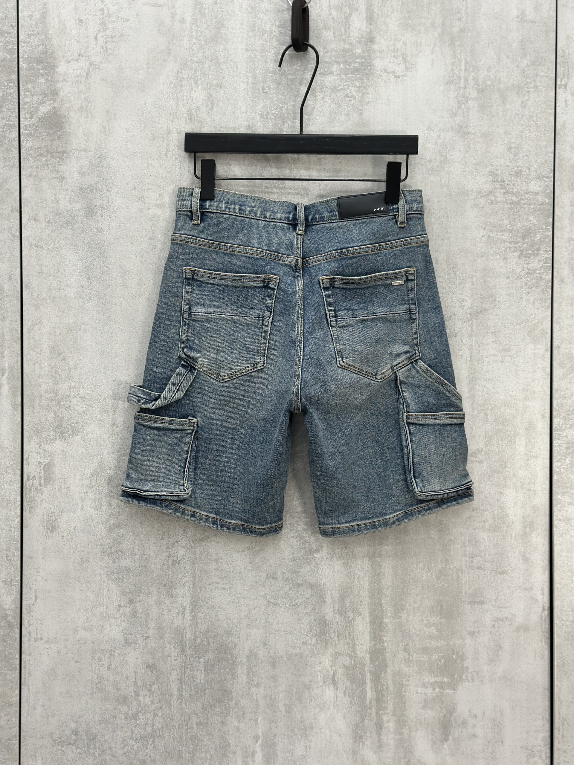 Quần Jean bò ngố Amiri Xanh Nhạt ống rộng Like AUth 28-33 VTN