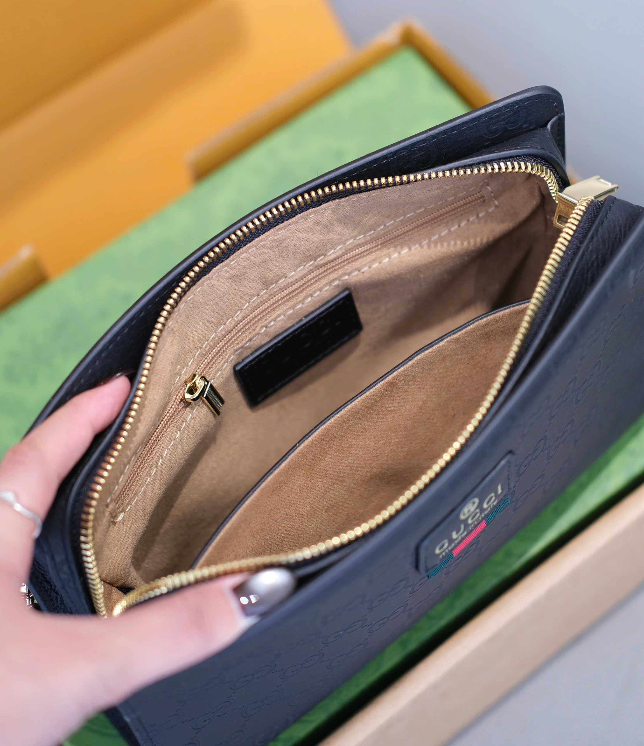 Túi ví Clutch Gucci GC monogram tag sọc xanh đỏ khóa vân tay Like Auth 25x17x6 DDT