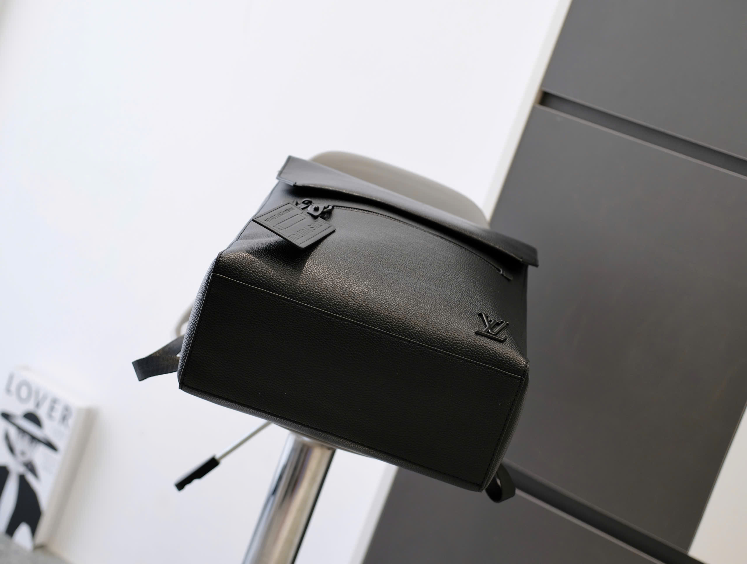 Balo Nam Louis Vuitton LV Fastline Backpack Aerogram Black Like Auth 38x27x11 DDT