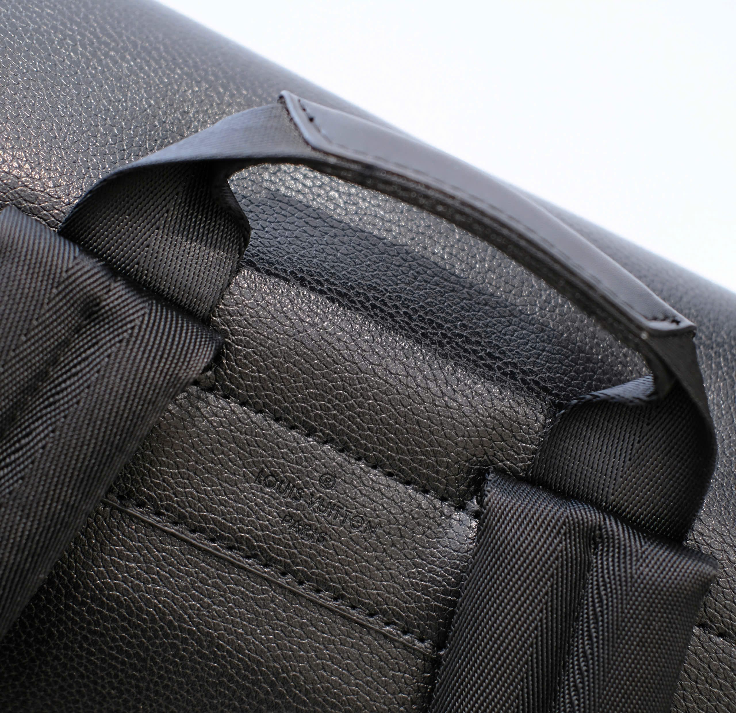 Balo Nam Louis Vuitton LV Fastline Backpack Aerogram Black Like Auth 38x27x11 DDT