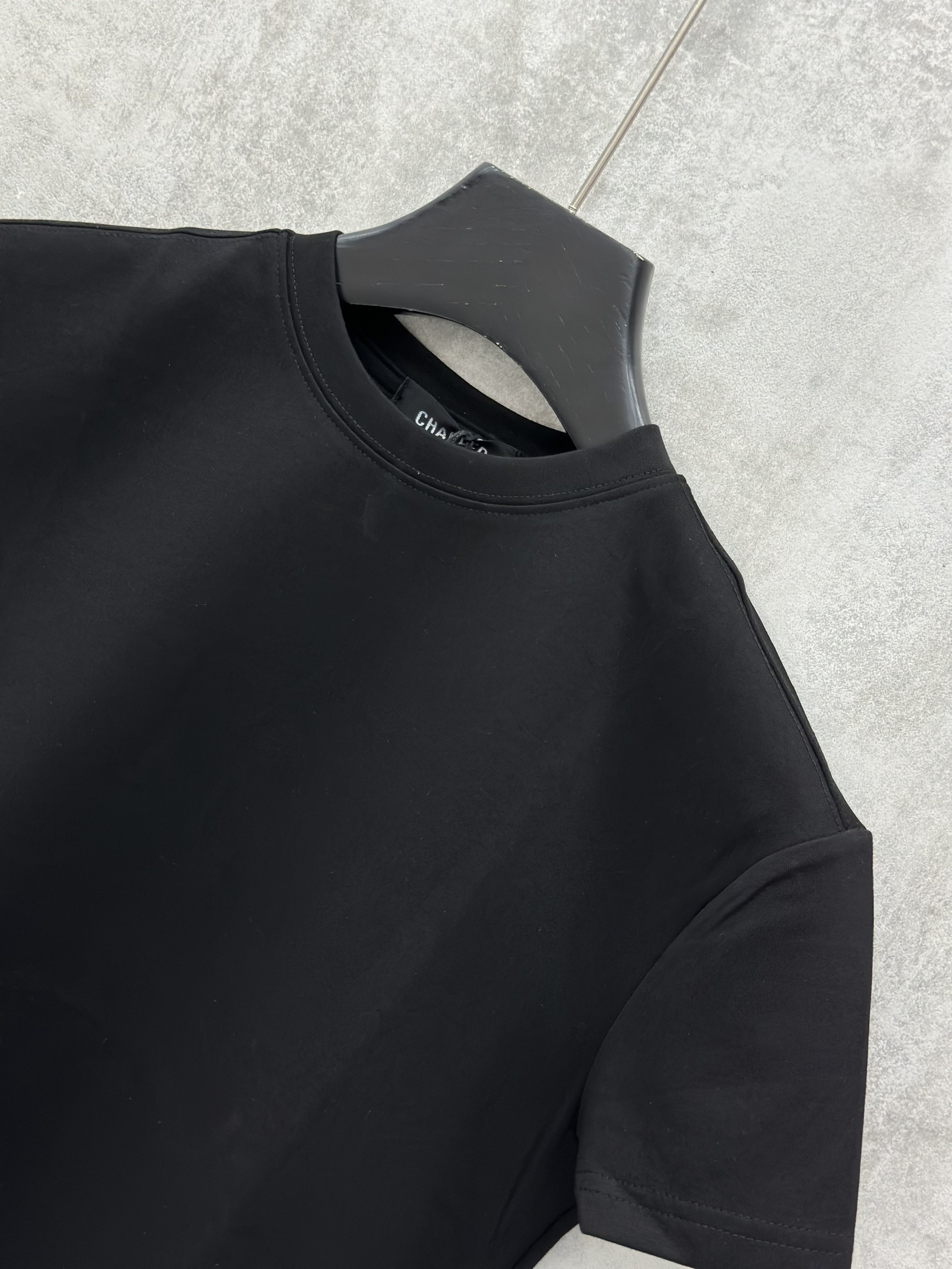 Áo phông T shirt Chapper Đen trơn slim chống nhăn Like Auth S-XL VTN