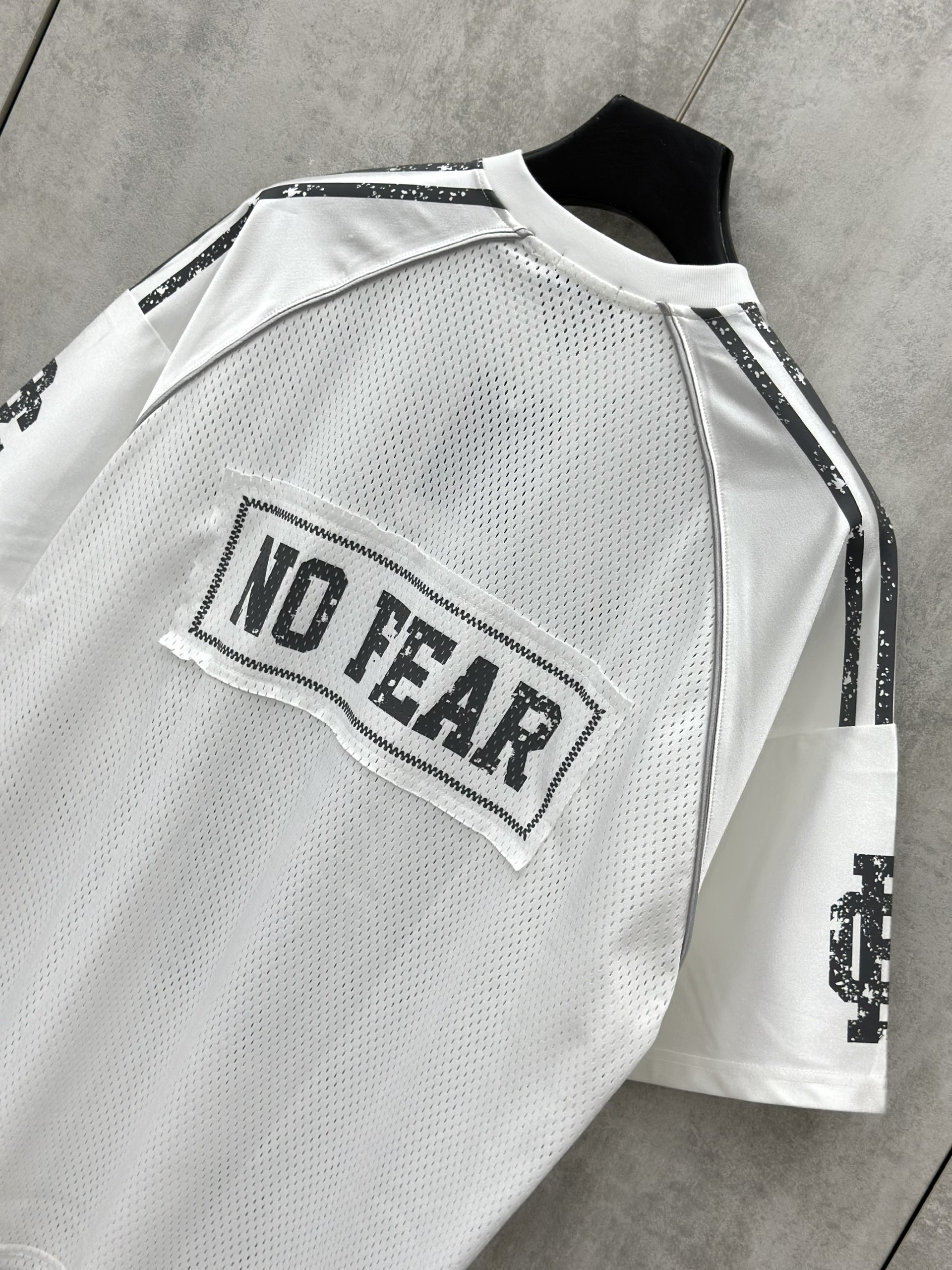 Áo phông T shirt thể thao Chapper Laurent lưới logo 27 Like Auth XS-L VTN\Trắng