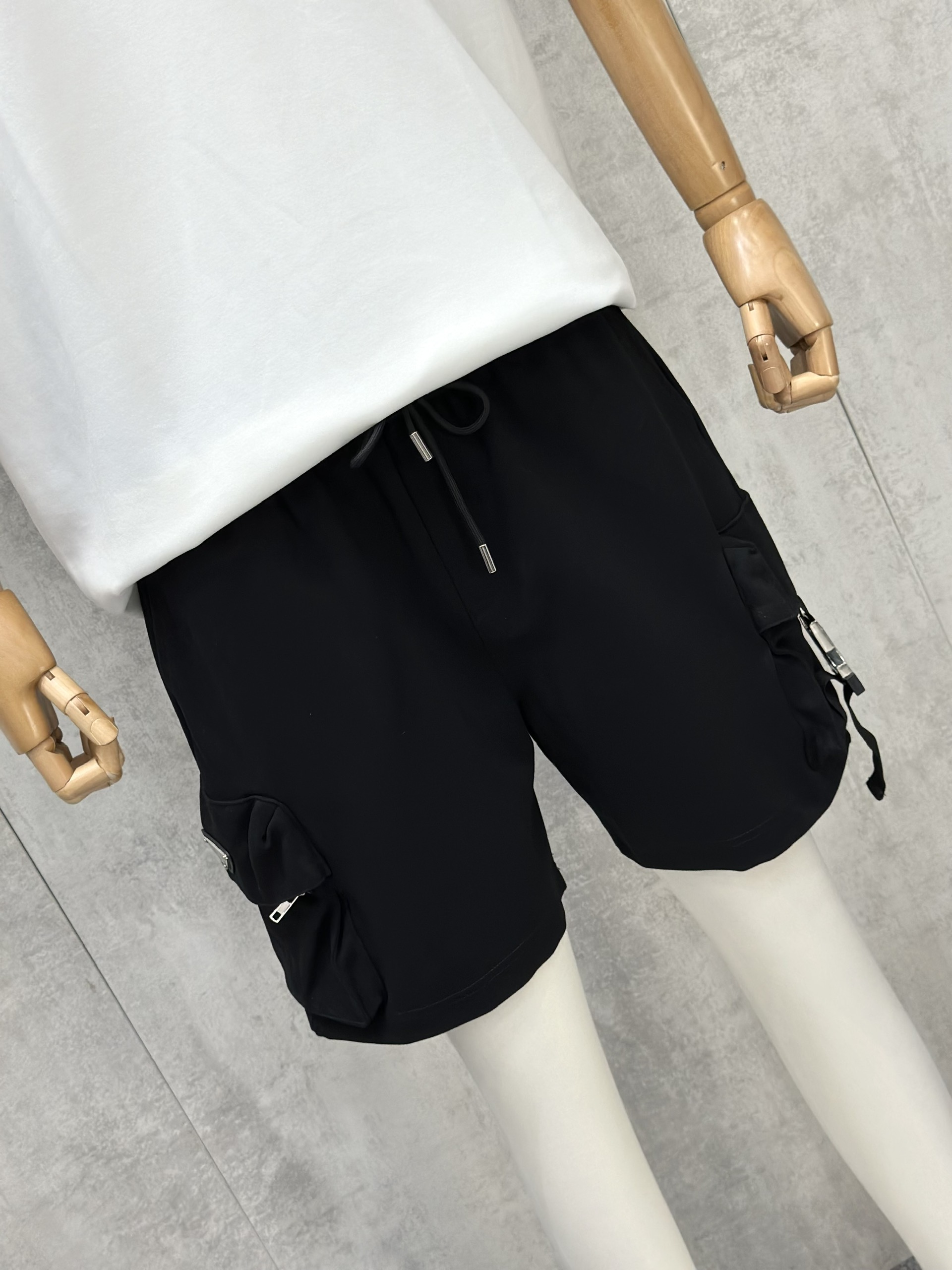 Quần short ngố nỉ túi hộp cài khóa new 2026 Like Auth S-XL VTN