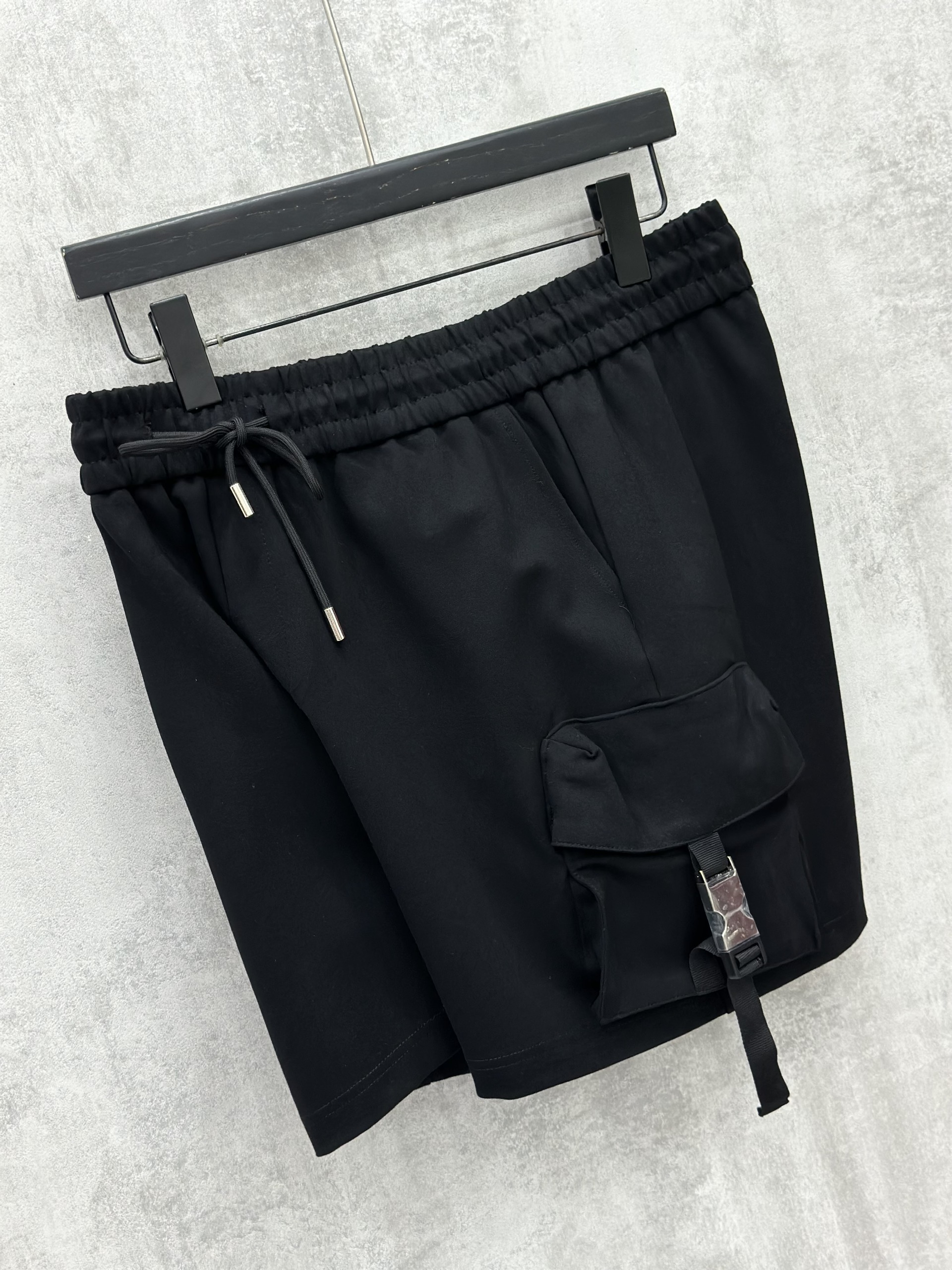 Quần short ngố nỉ túi hộp cài khóa new 2026 Like Auth S-XL VTN