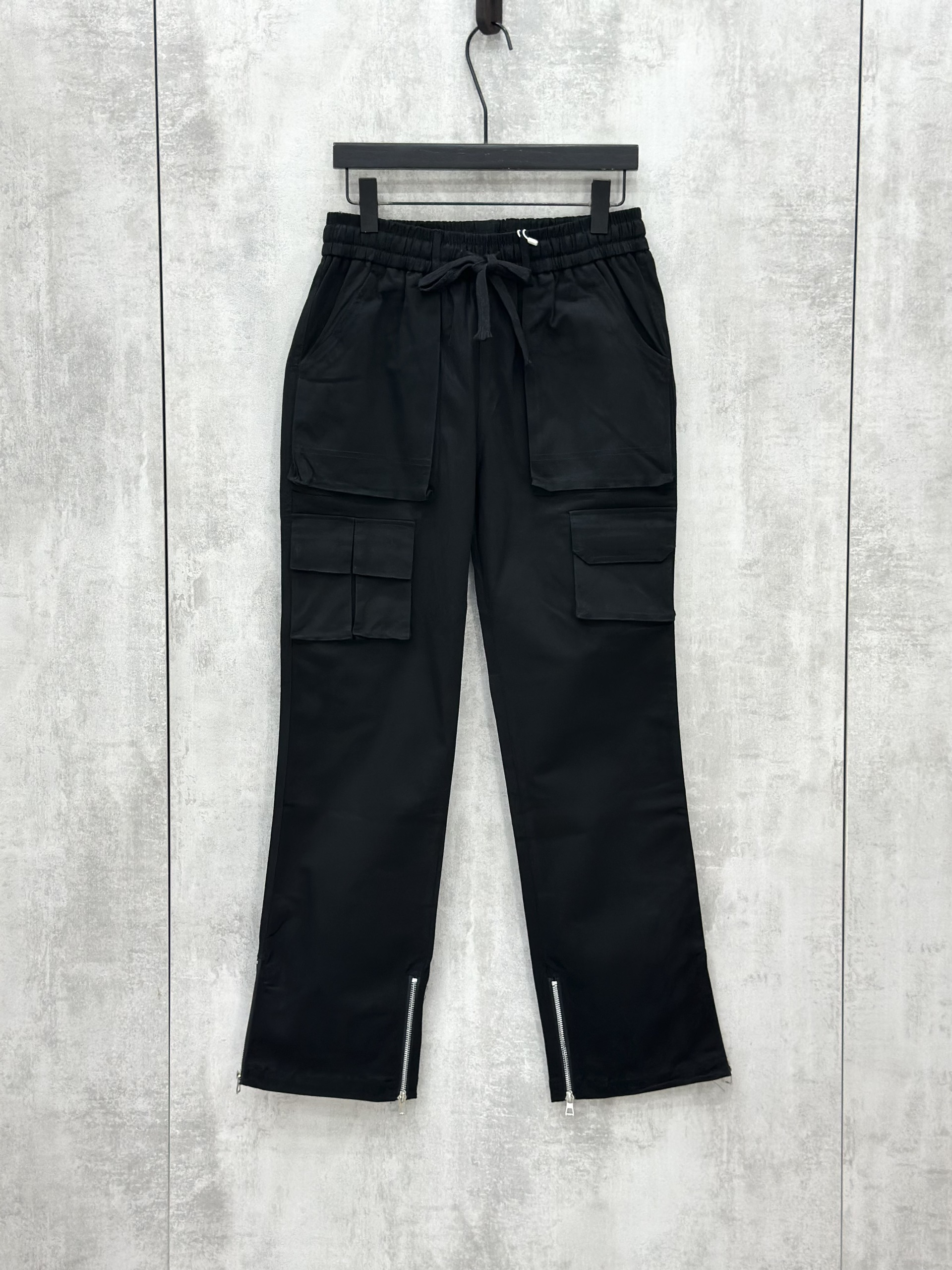 Quần jogger vải Chapper túi hộp gấu 2 khóa Like Auth S-XL VTN