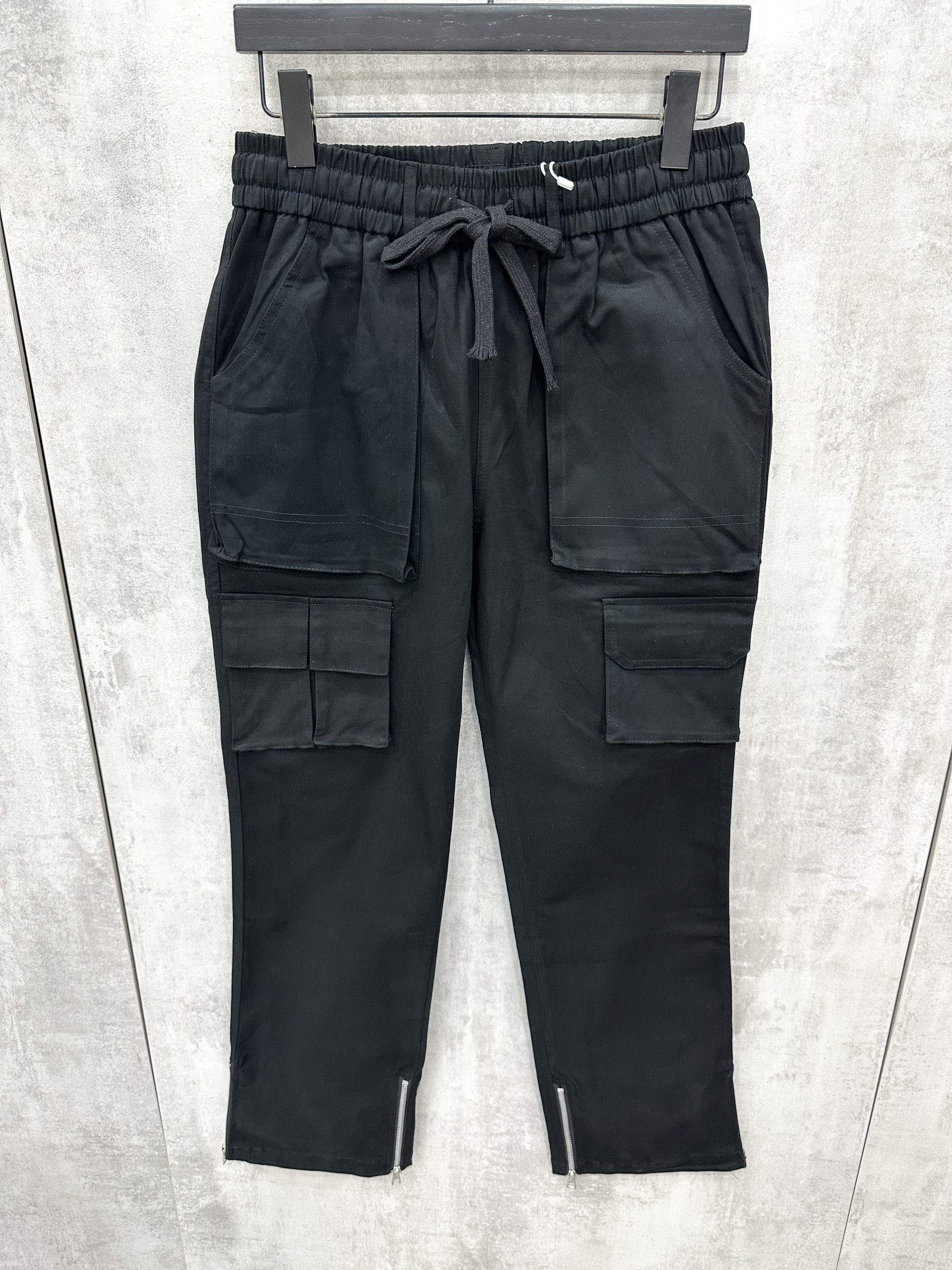 Quần jogger vải Chapper túi hộp gấu 2 khóa Like Auth S-XL VTN