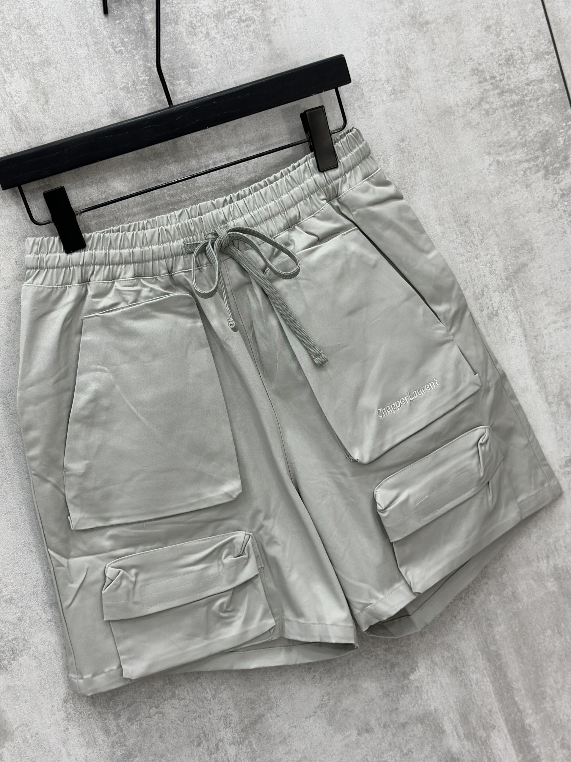 Quần short ngố vải Chapper túi hộp Like Auth S-XL VTN