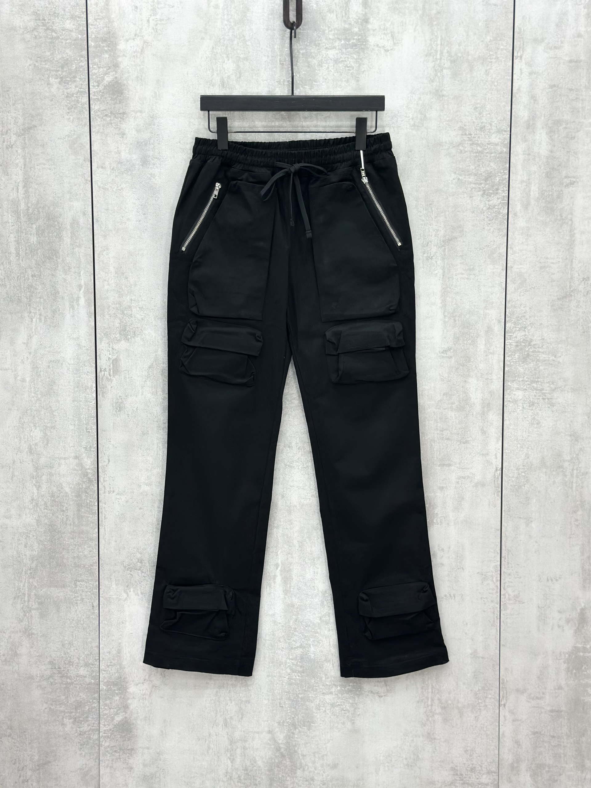 Quần jogger vải Chapper 2 túi khóa chéo Like Auth S-XL VTN