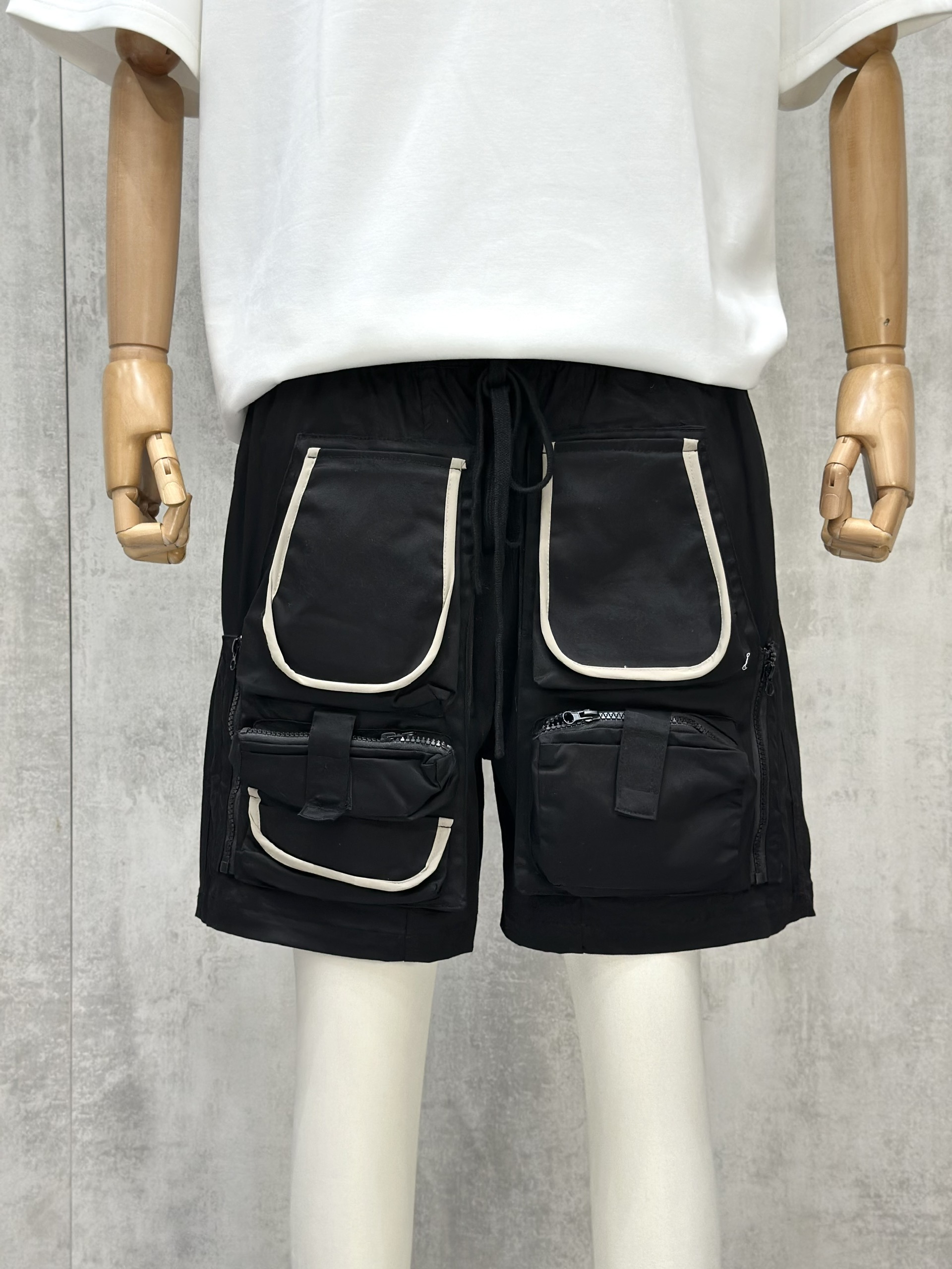 Quần short ngố vải túi hộp khóa ZIP new 2026 Like Auth S-XL VTN