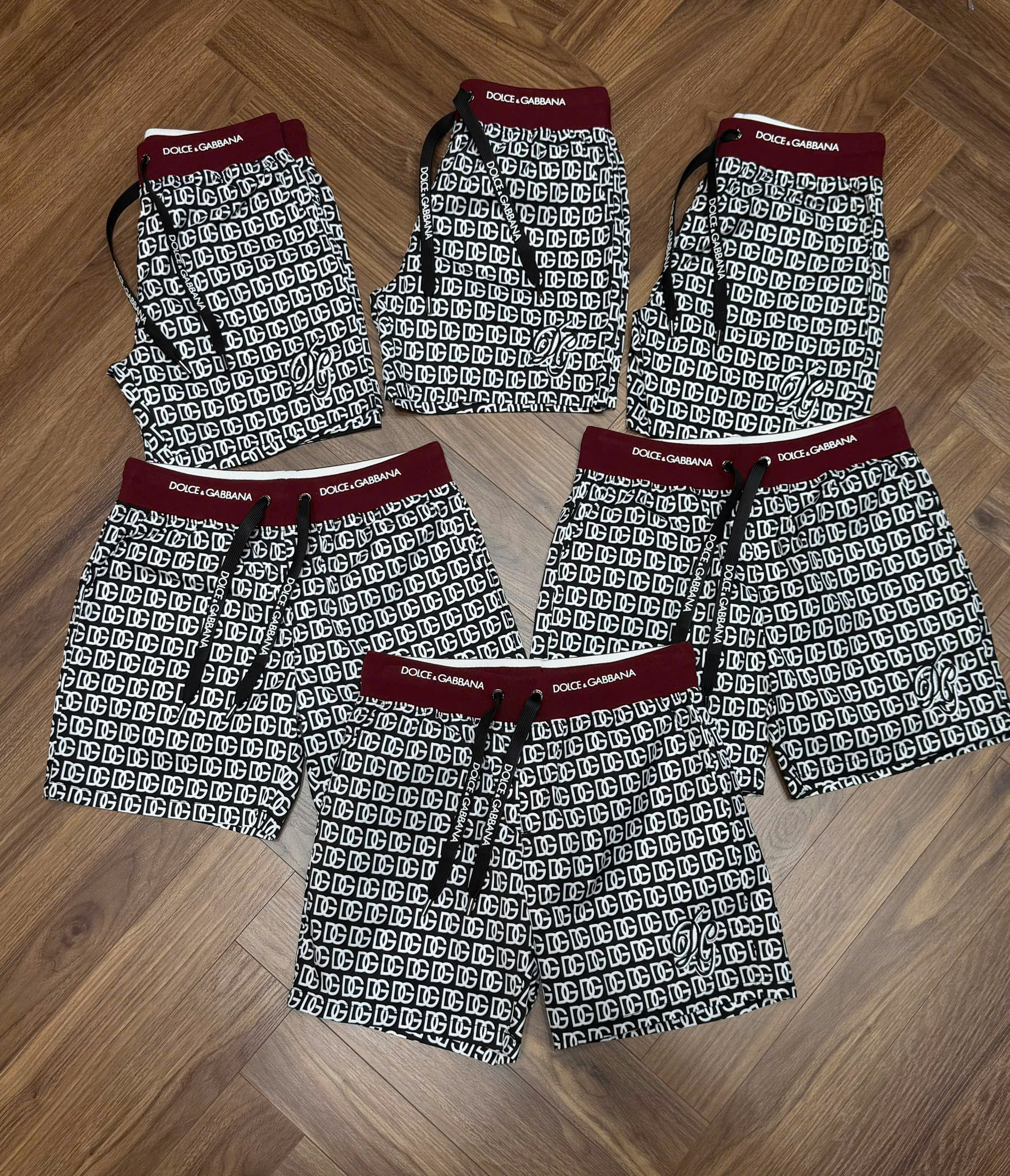 Quần short đùi gió Dolce Gabbana DG bo cạp logo full Like Auth S-XL MK