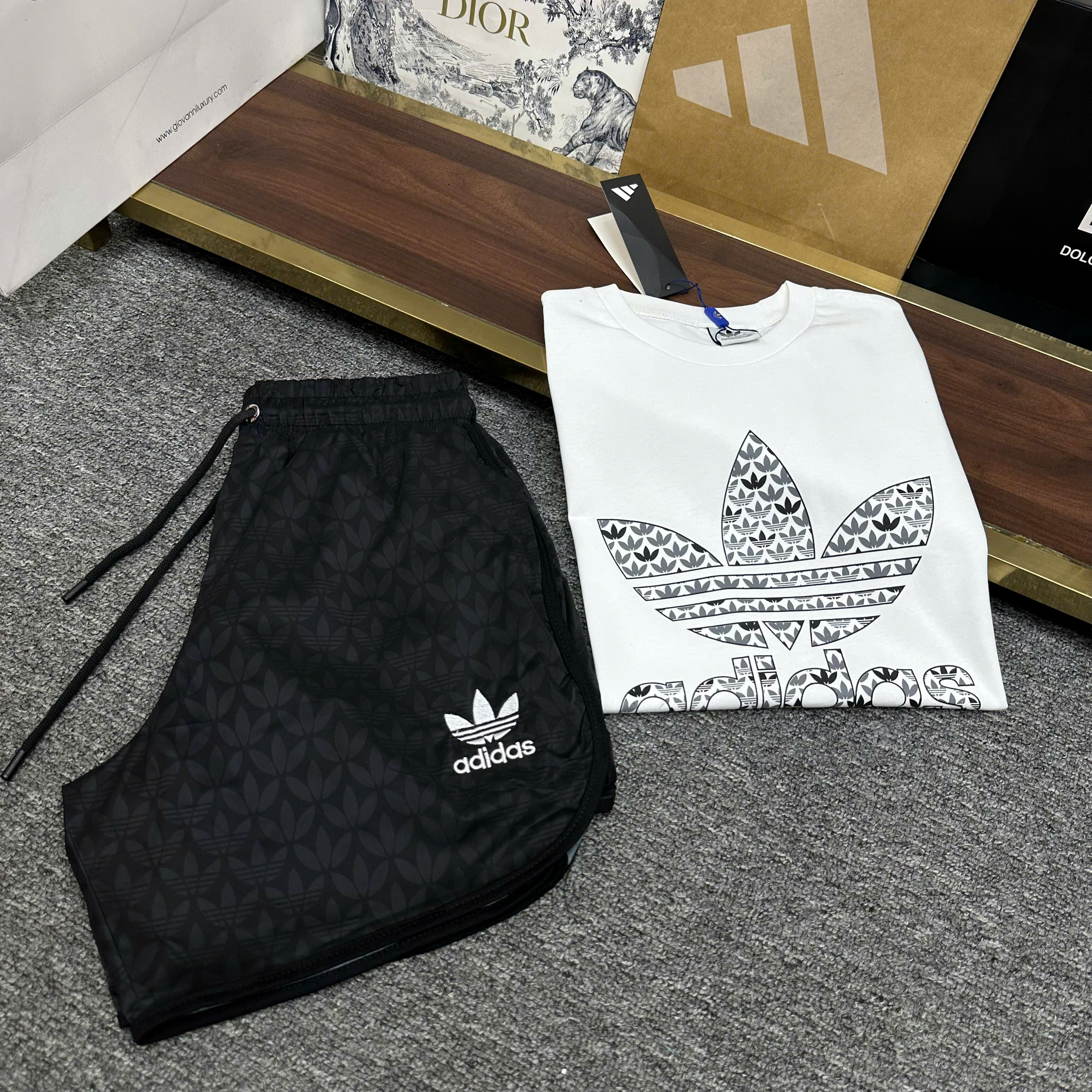 Set bộ thể thao hè Adidas logo hoa to ngực Like Auth S-XL NV