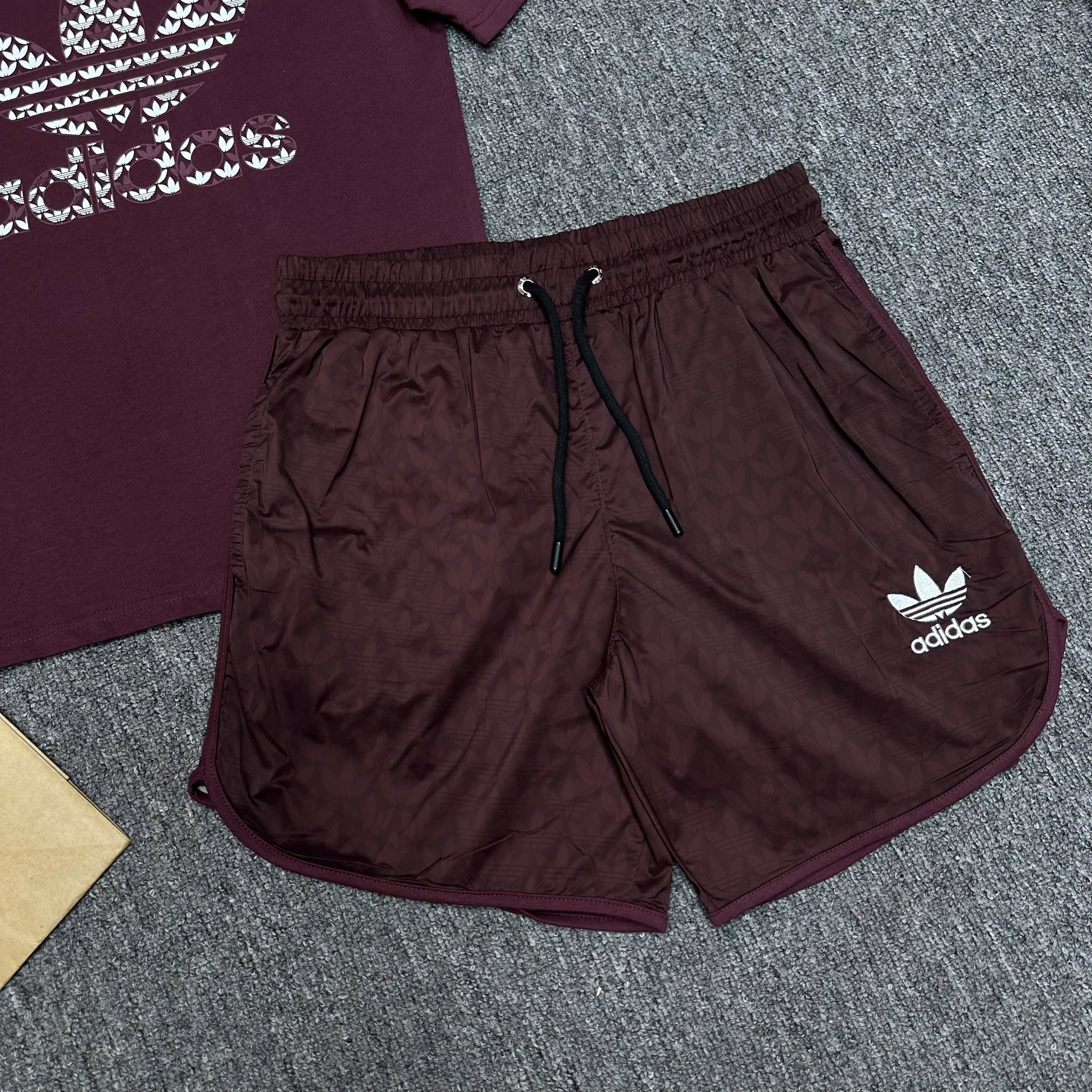 Set bộ thể thao hè Adidas logo hoa to ngực Like Auth S-XL NV