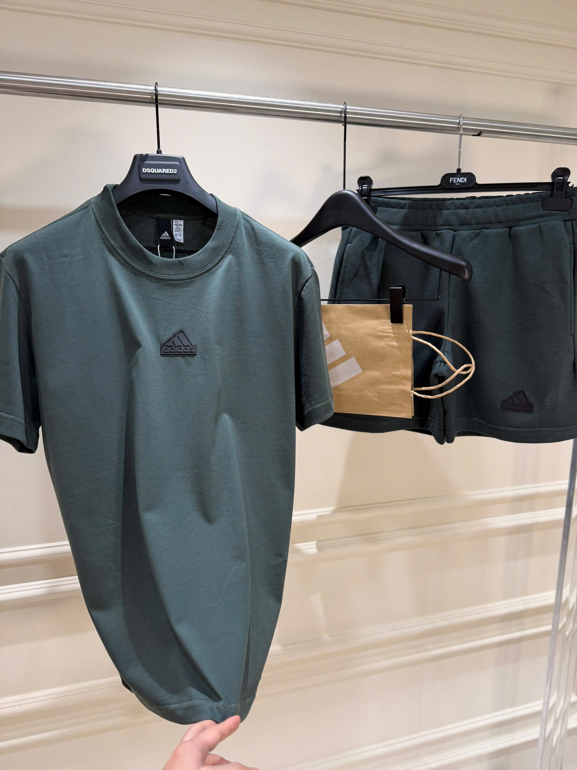 Set bộ thể thao hè Adidas nỉ logo ngực dập nổi Like Auth S-XL NV