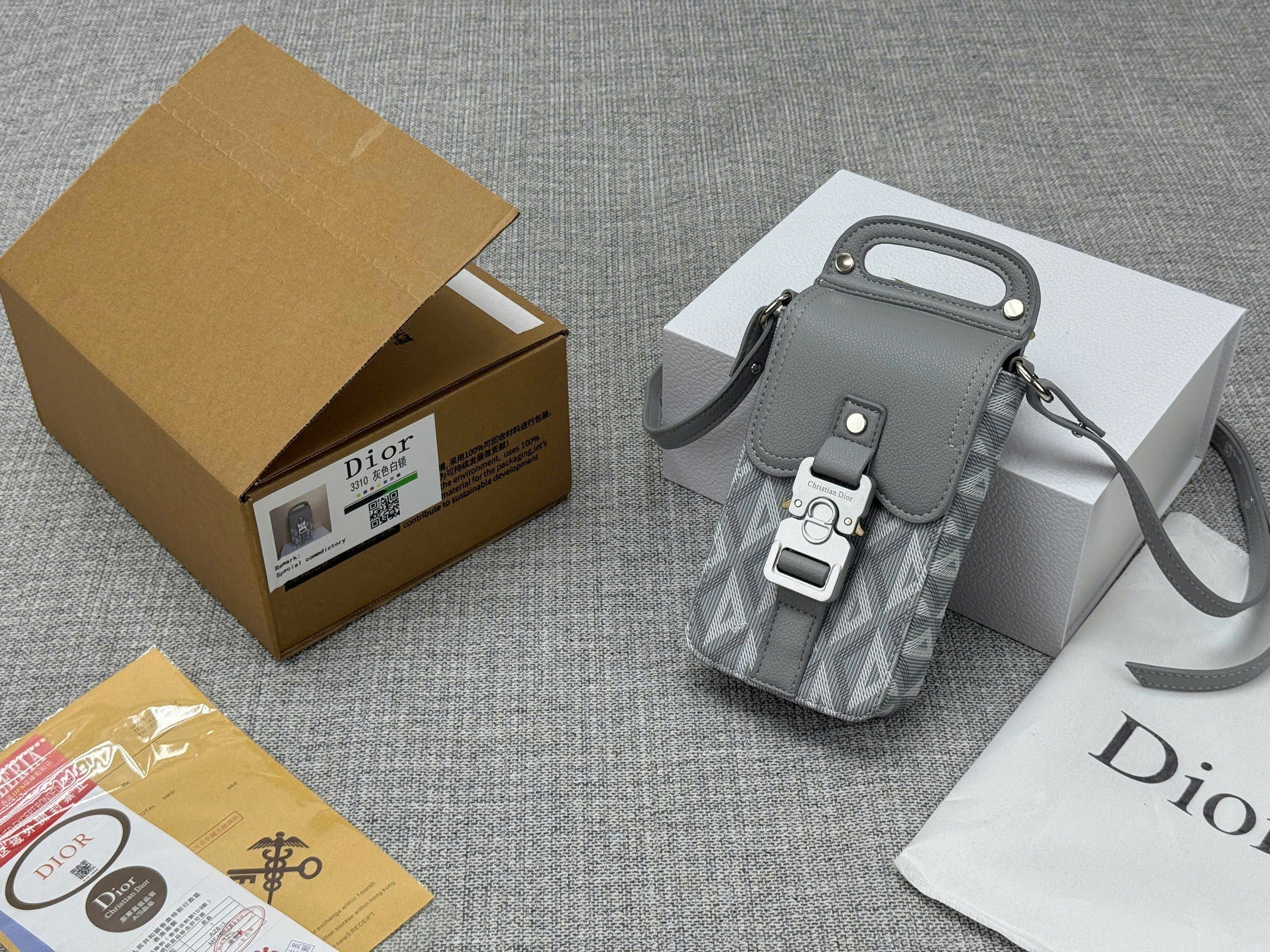 Túi đeo chéo Dior CD mini Phone Xám khóa cài nắp gập họa tiết họa tiết Kim Cương Like Auth NV