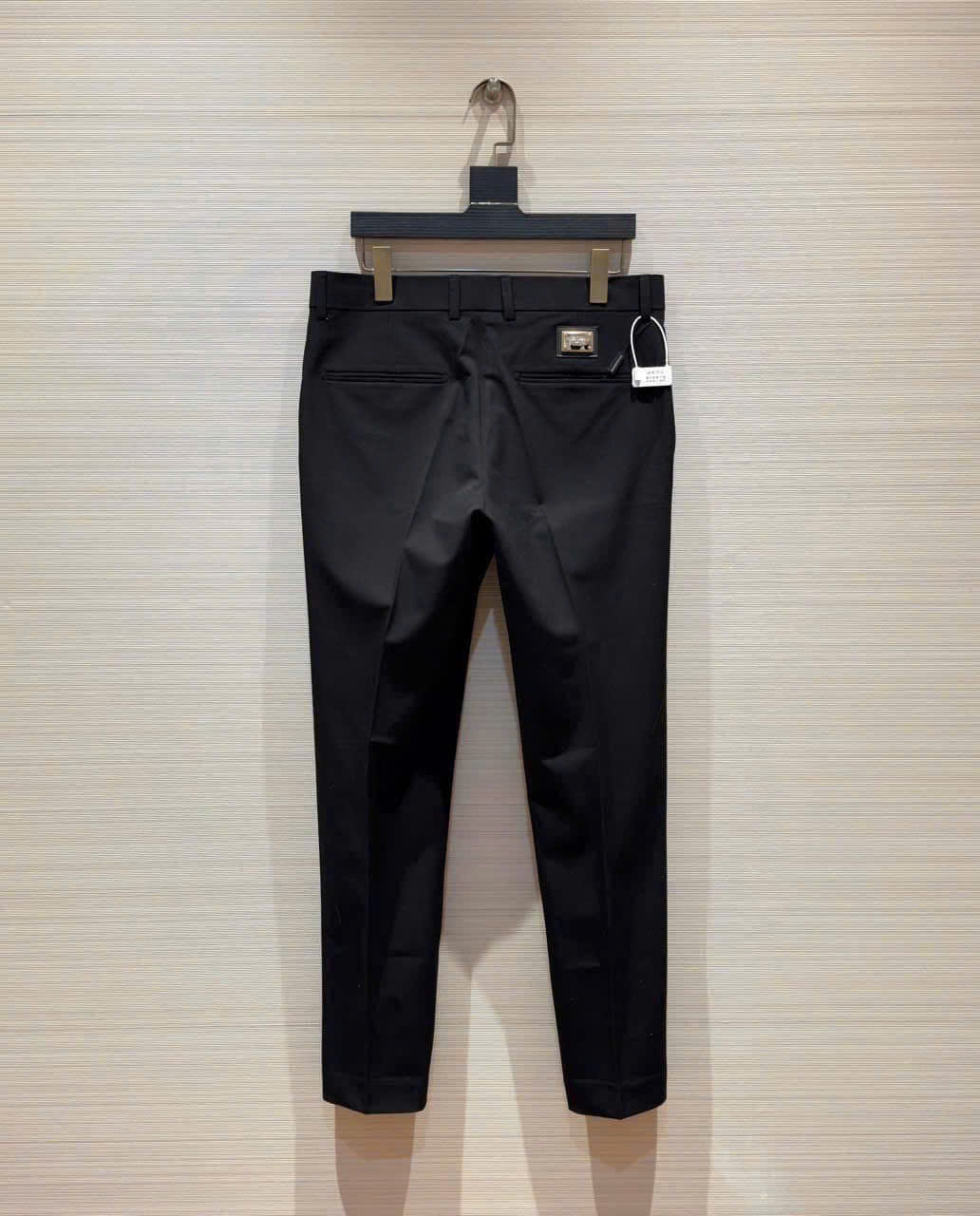 Quần âu tây Dolce Gabbana DG logo tag vuông túi sau Like Auth 28-36 DDT