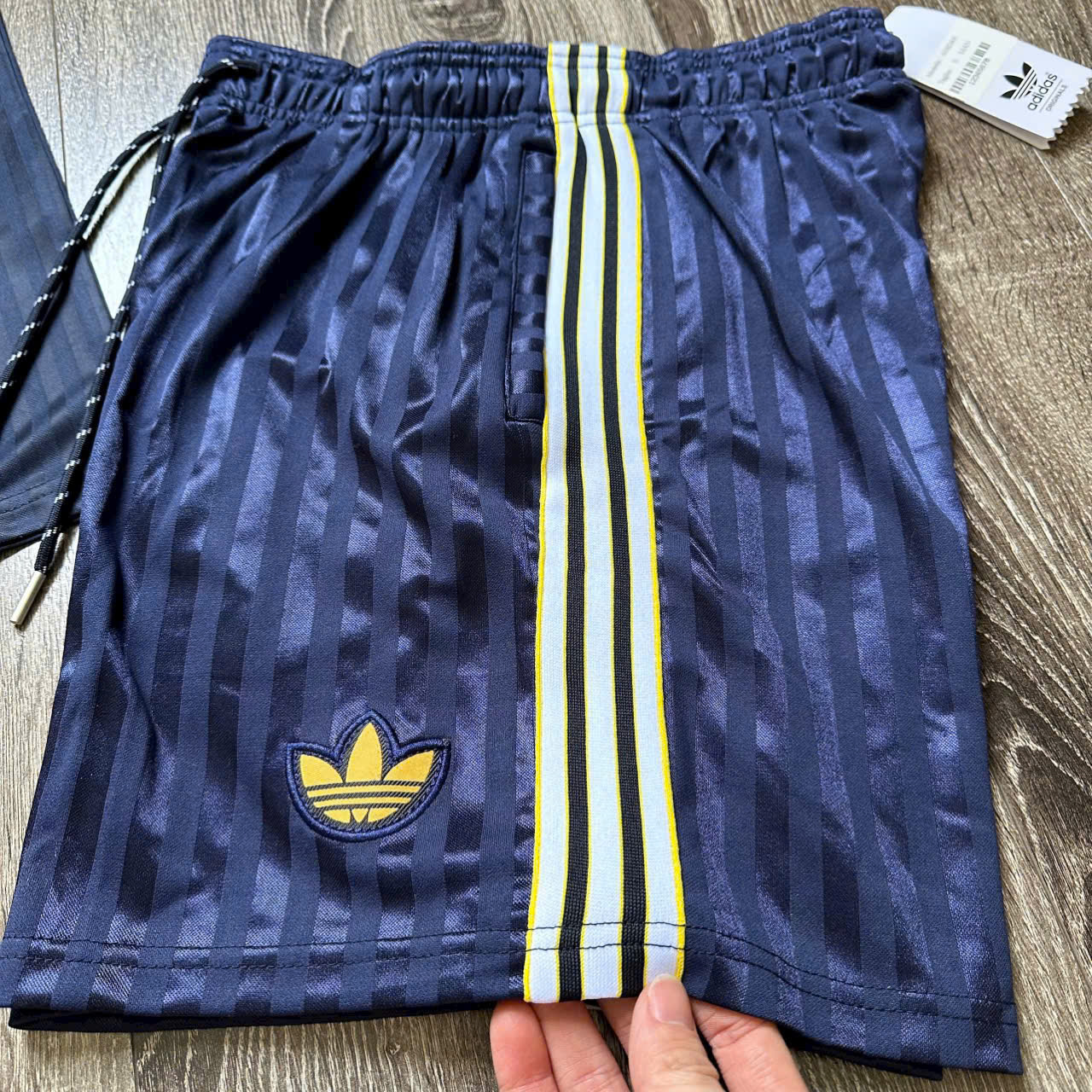 Bộ set thể thao hè Adidas Xanh Than kẻ sọc logo thêu ngực Like Auth S-XL NV