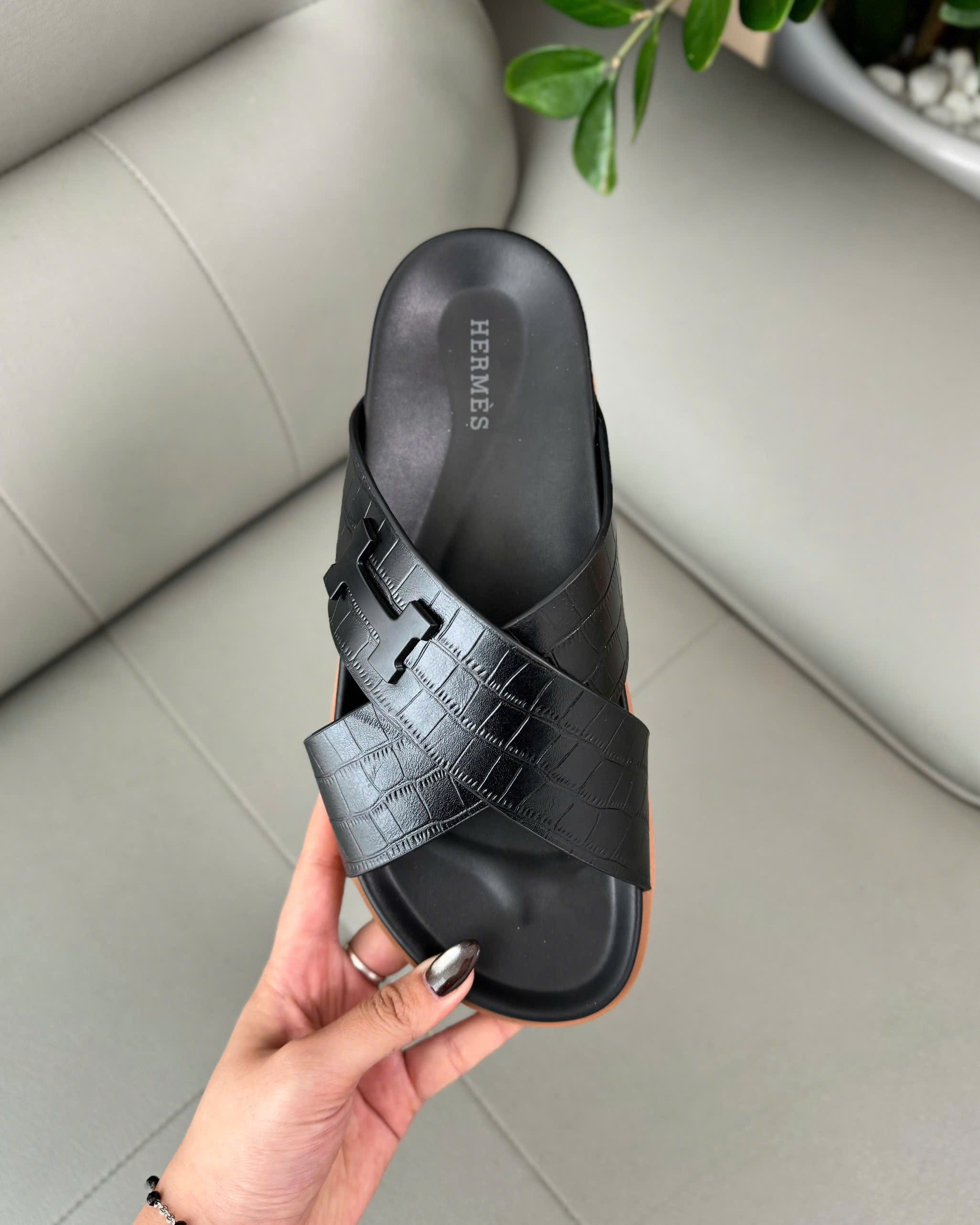 Dép lê Hermes HM quai chéo thiết kế da cá sấu logo tag chữ H Like Auth 38-43 DDT