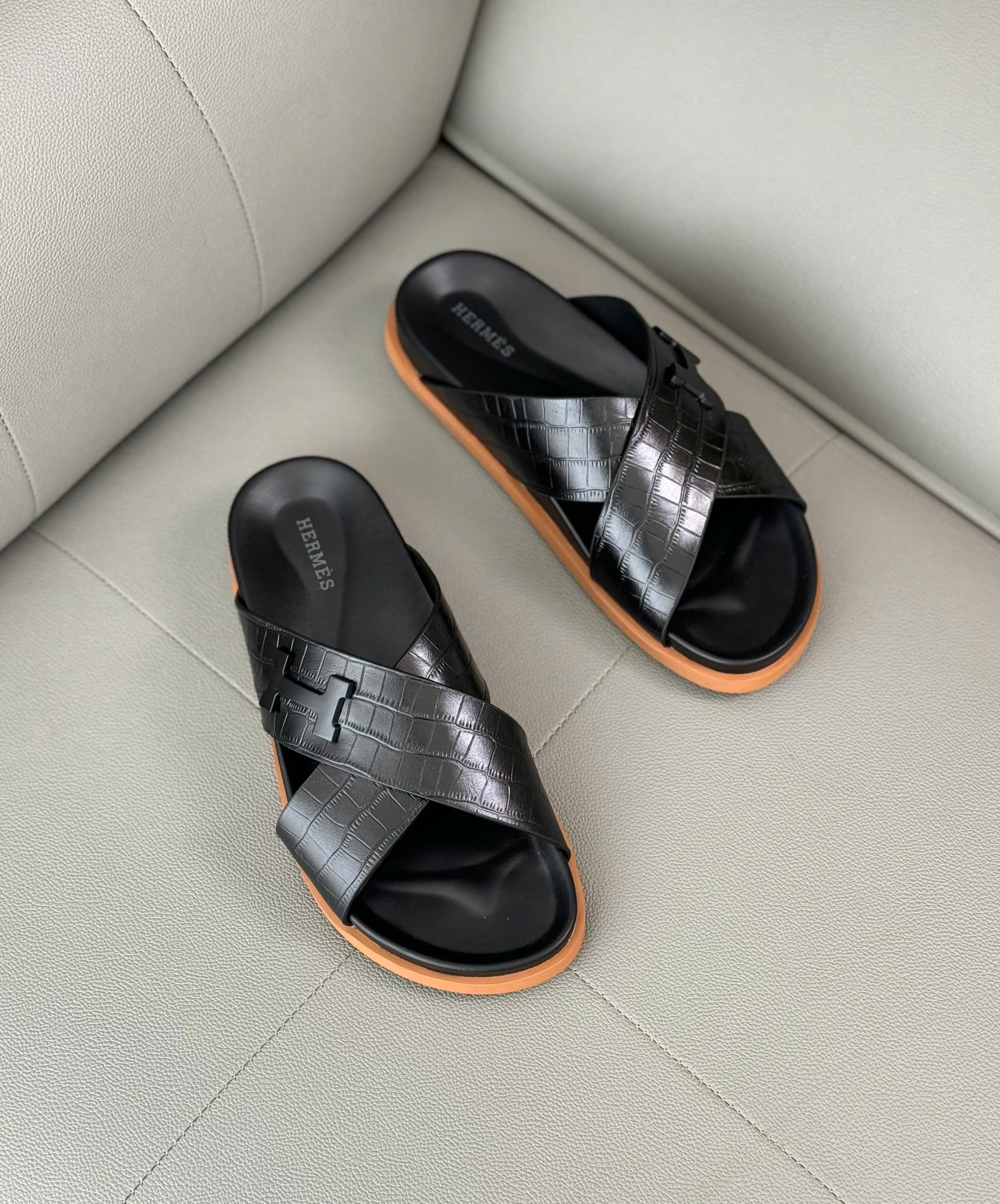 Dép lê Hermes HM quai chéo thiết kế da cá sấu logo tag chữ H Like Auth 38-43 DDT