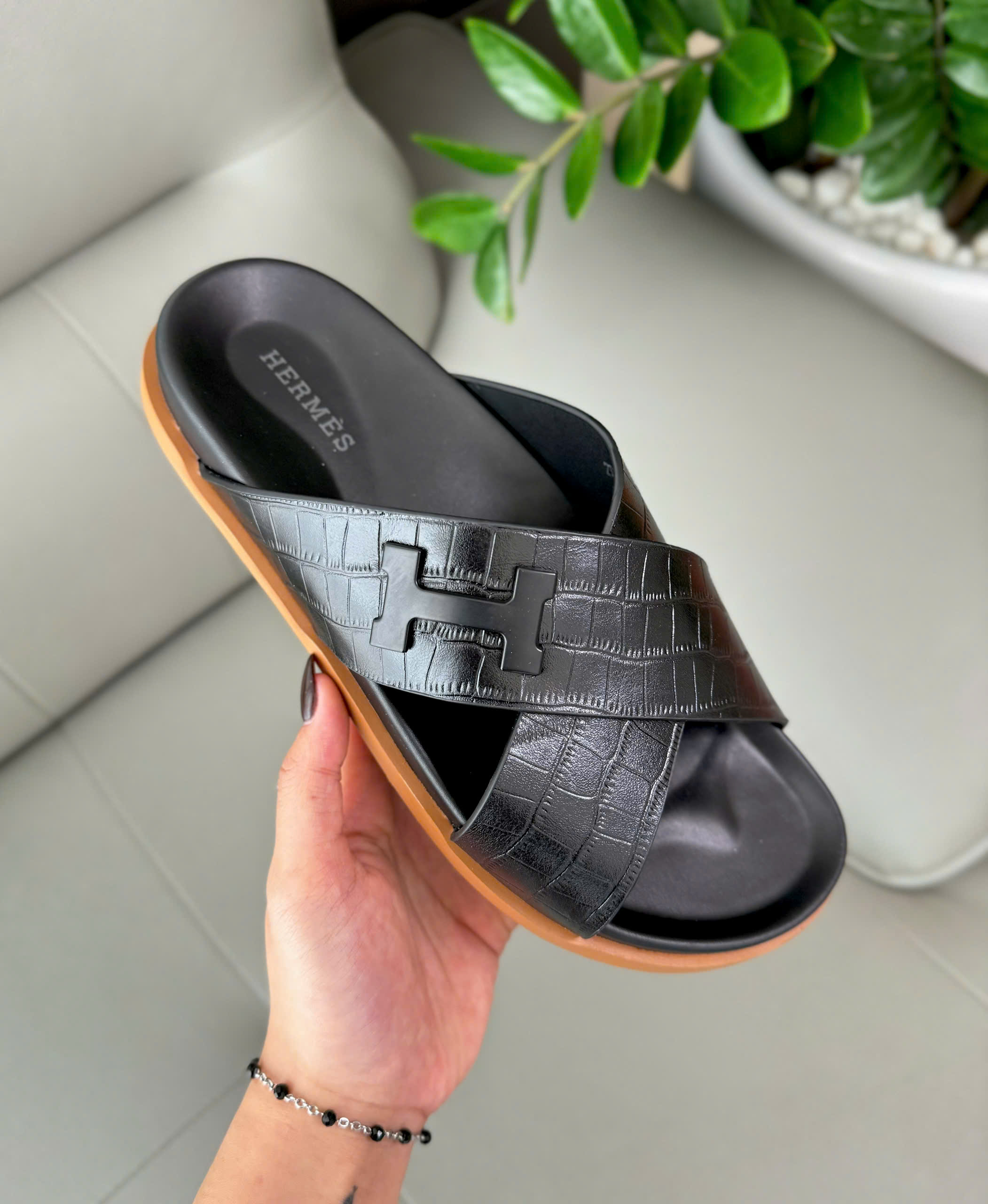 Dép lê Hermes HM quai chéo thiết kế da cá sấu logo tag chữ H Like Auth 38-43 DDT