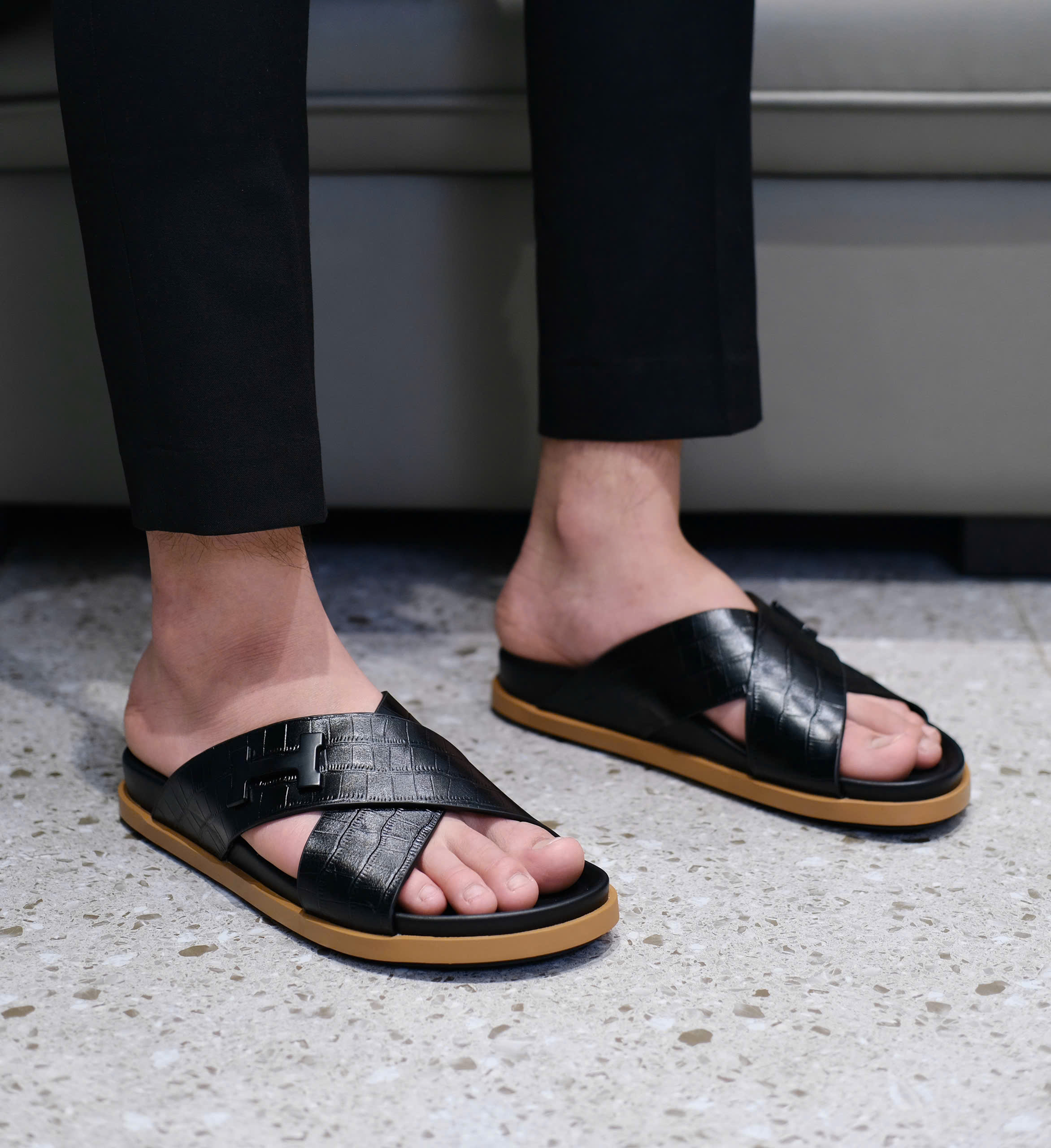 Dép lê Hermes HM quai chéo thiết kế da cá sấu logo tag chữ H Like Auth 38-43 DDT