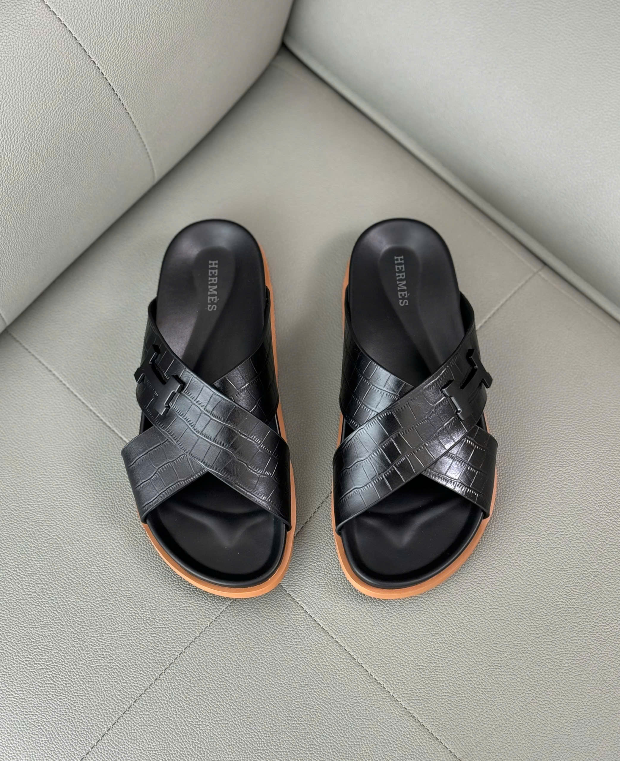 Dép lê Hermes HM quai chéo thiết kế da cá sấu logo tag chữ H Like Auth 38-43 DDT