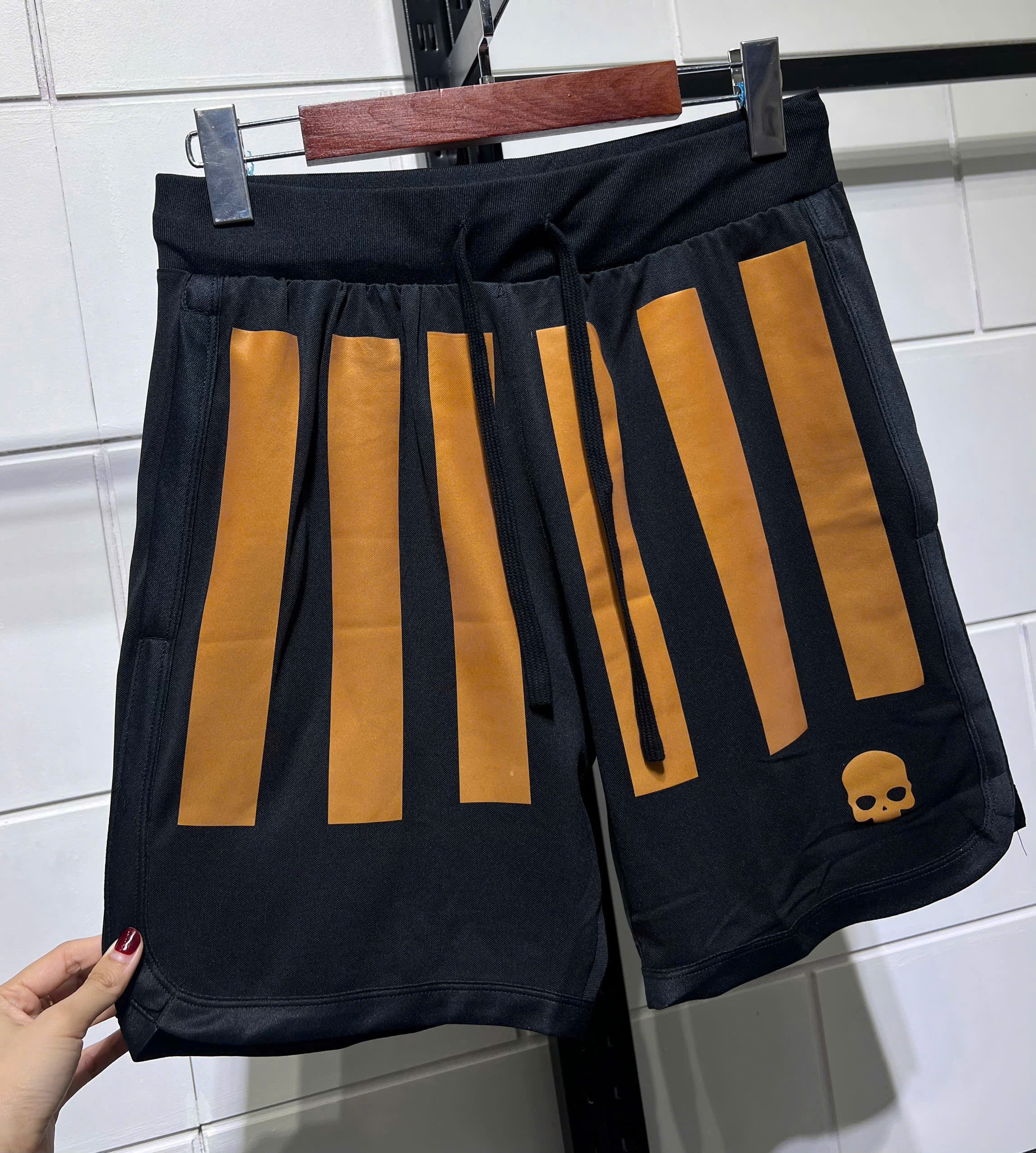 Set bộ thể thao hè Hydrogen họa tiết đầu lâu và Sao Like Auth XS-L MK