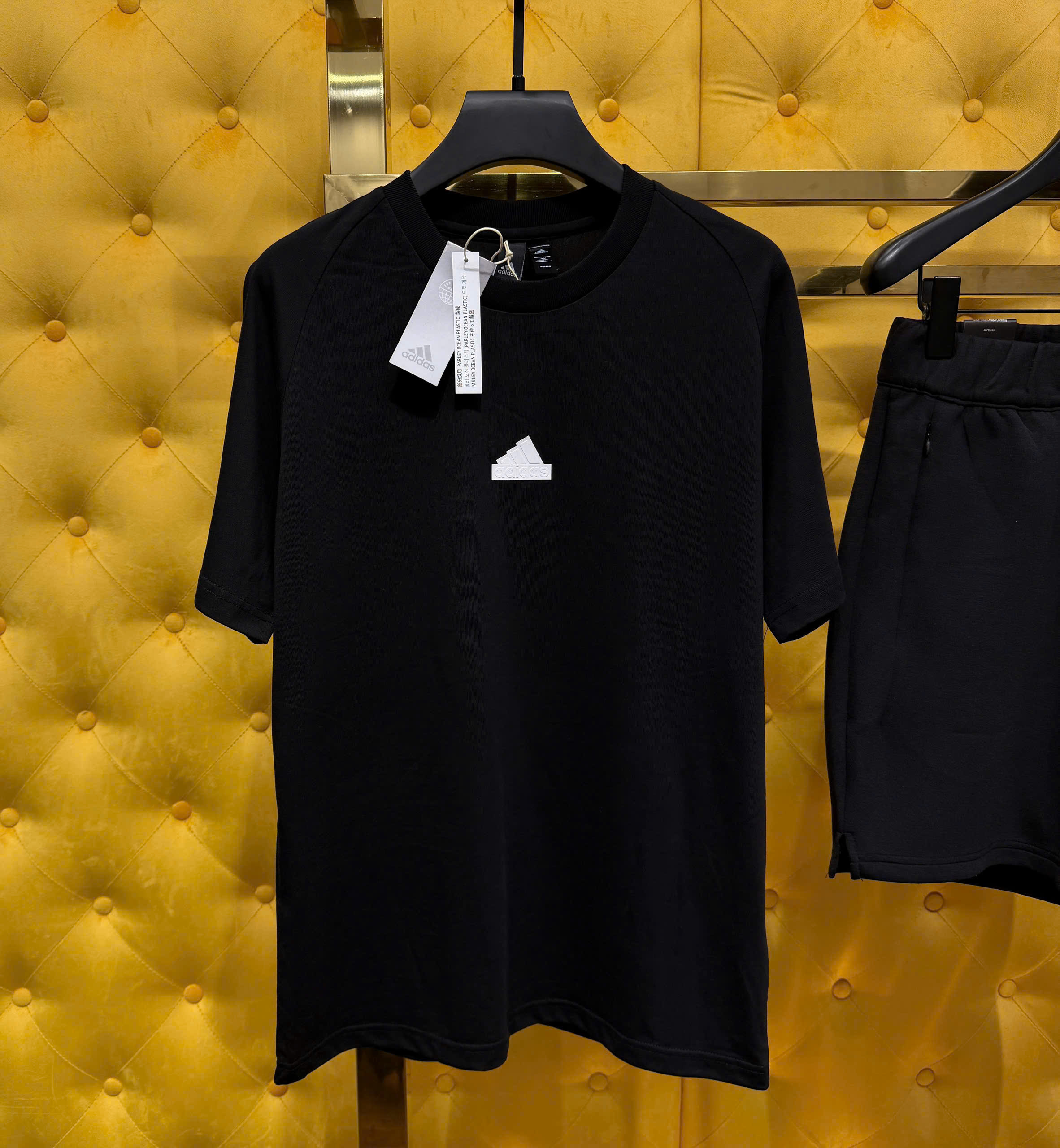 Set bộ thể thao hè Adidas logo nổi ngực đùi Like Auth S-XL MK