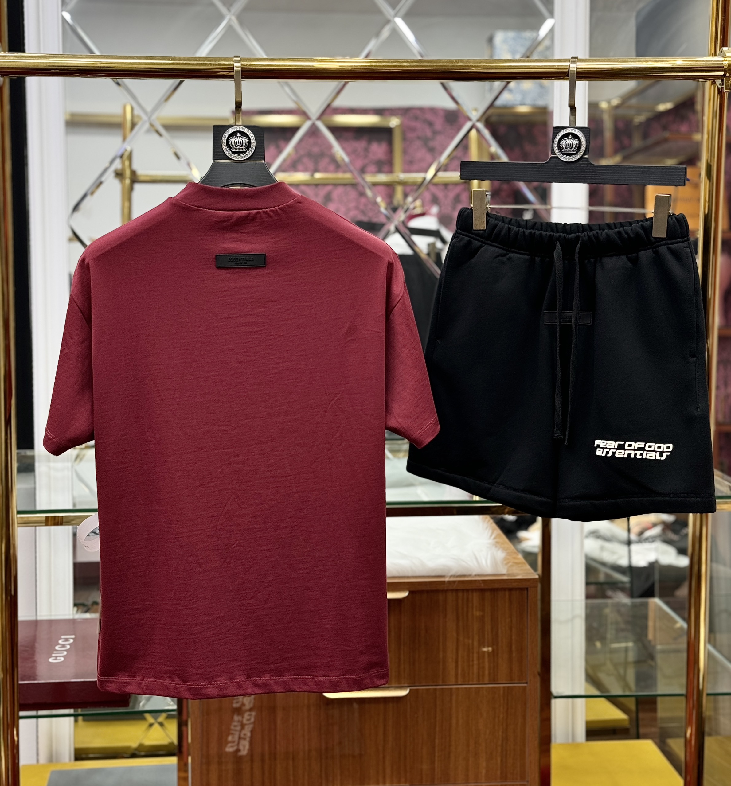 Set bộ thể thao hè Essentials Fear of God Đỏ Đen Like Auth XS-L CD