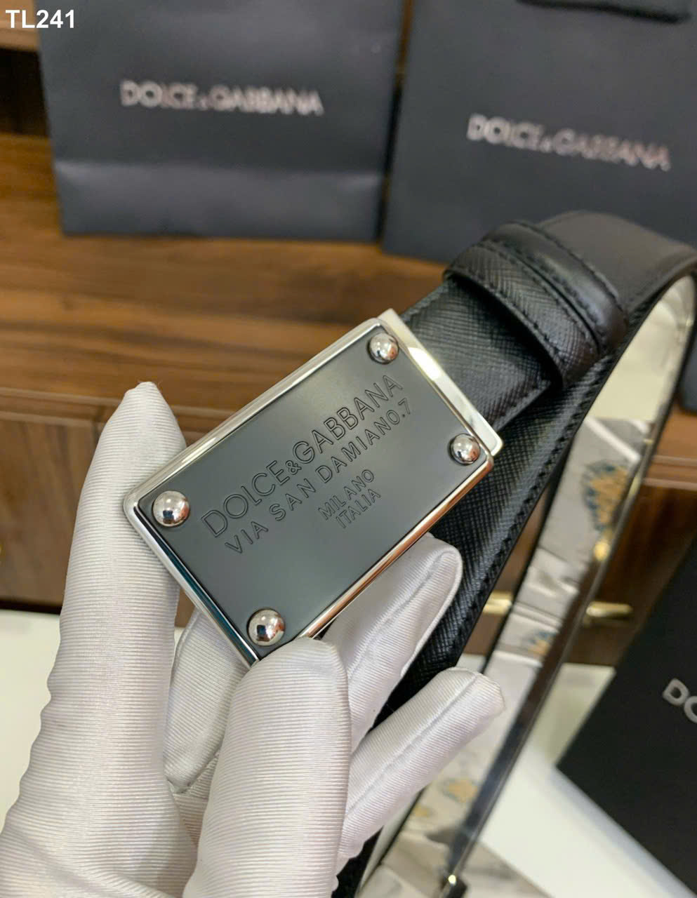 Thắt lưng dây nịt Dolce Gabbana DG Milano mặt vuông logo chữ khắc Like Auth 90-100 MK