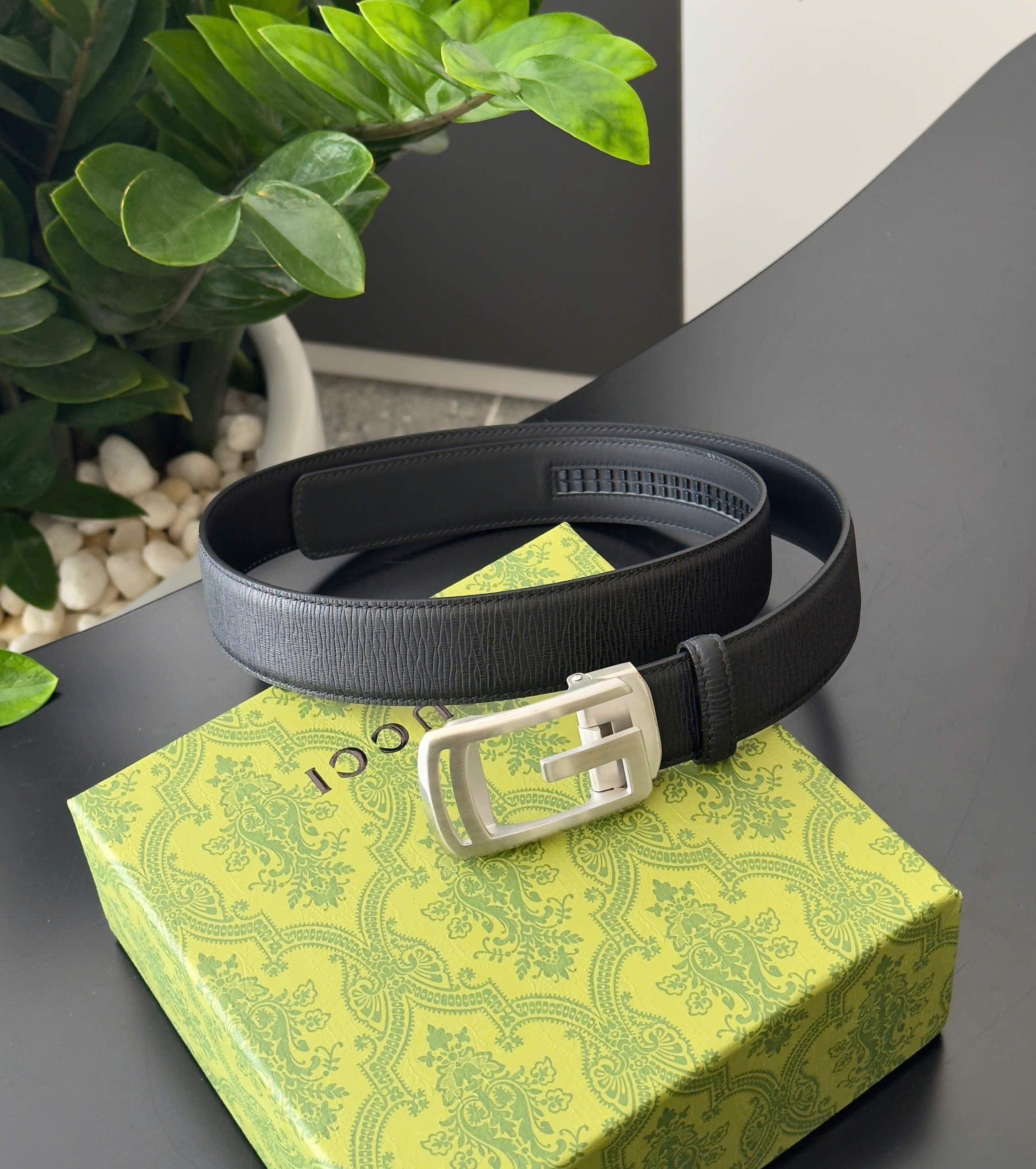 Thắt lưng dây nịt Gucci GC Đen sần sóng mặt Bạc khóa cài Like Auth 85-110 DDT