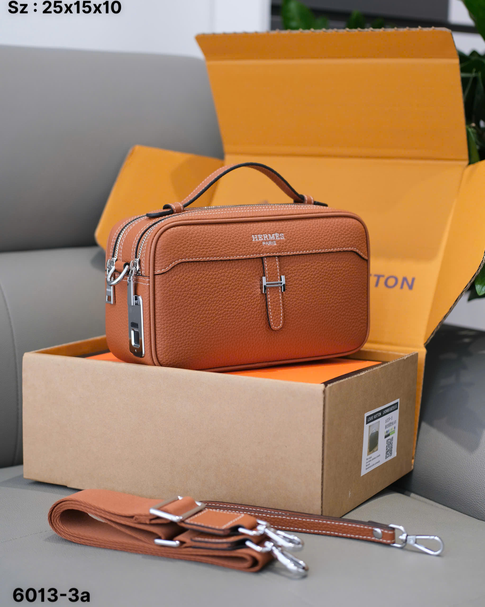 Túi ví Clutch Hermes HM Nâu sần logo tag bạc chữ H xỏ khóa vân tay Like Auth 25x15x10 DDT