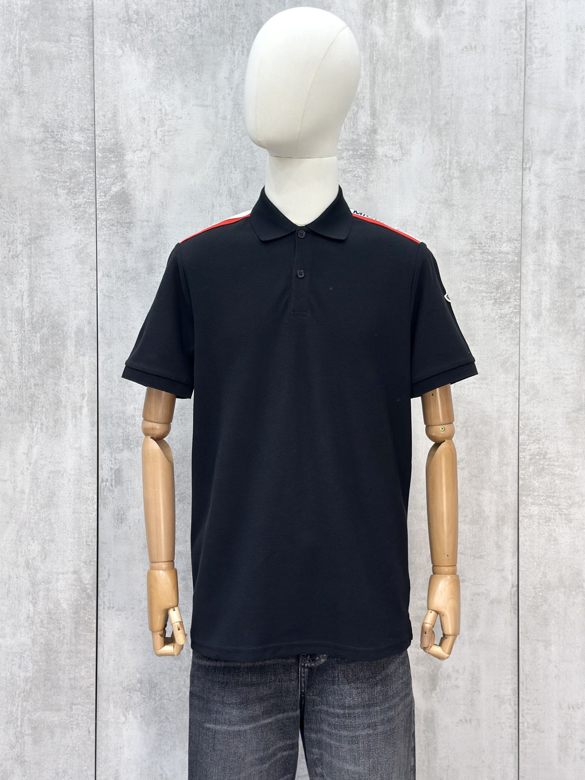 Áo polo Michael logo viền vai tag tay Like Auth S-XL VTN\Đen
