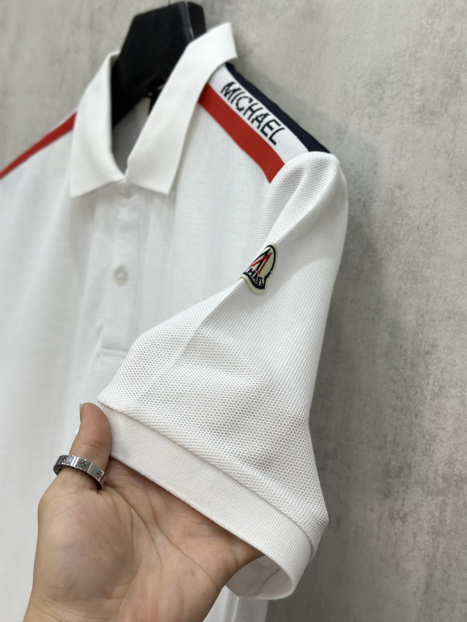 Áo polo Michael logo viền vai tag tay Like Auth S-XL VTN\trắng