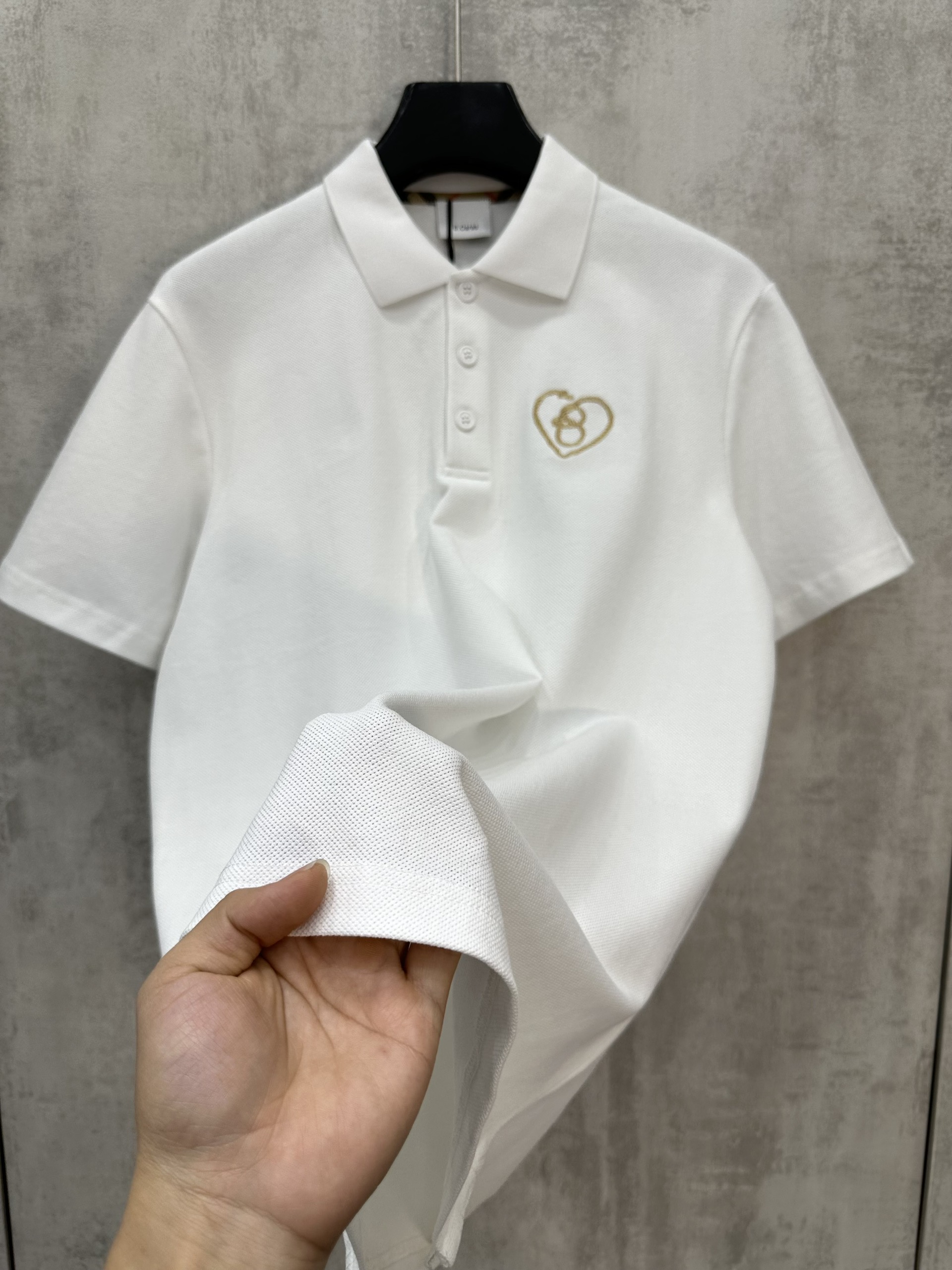 Áo polo Caras Đen Trắng Xanh Than basic khuy Vàng logo thêu Trái Tim ngực Like Auth S-XL VTN\trắng