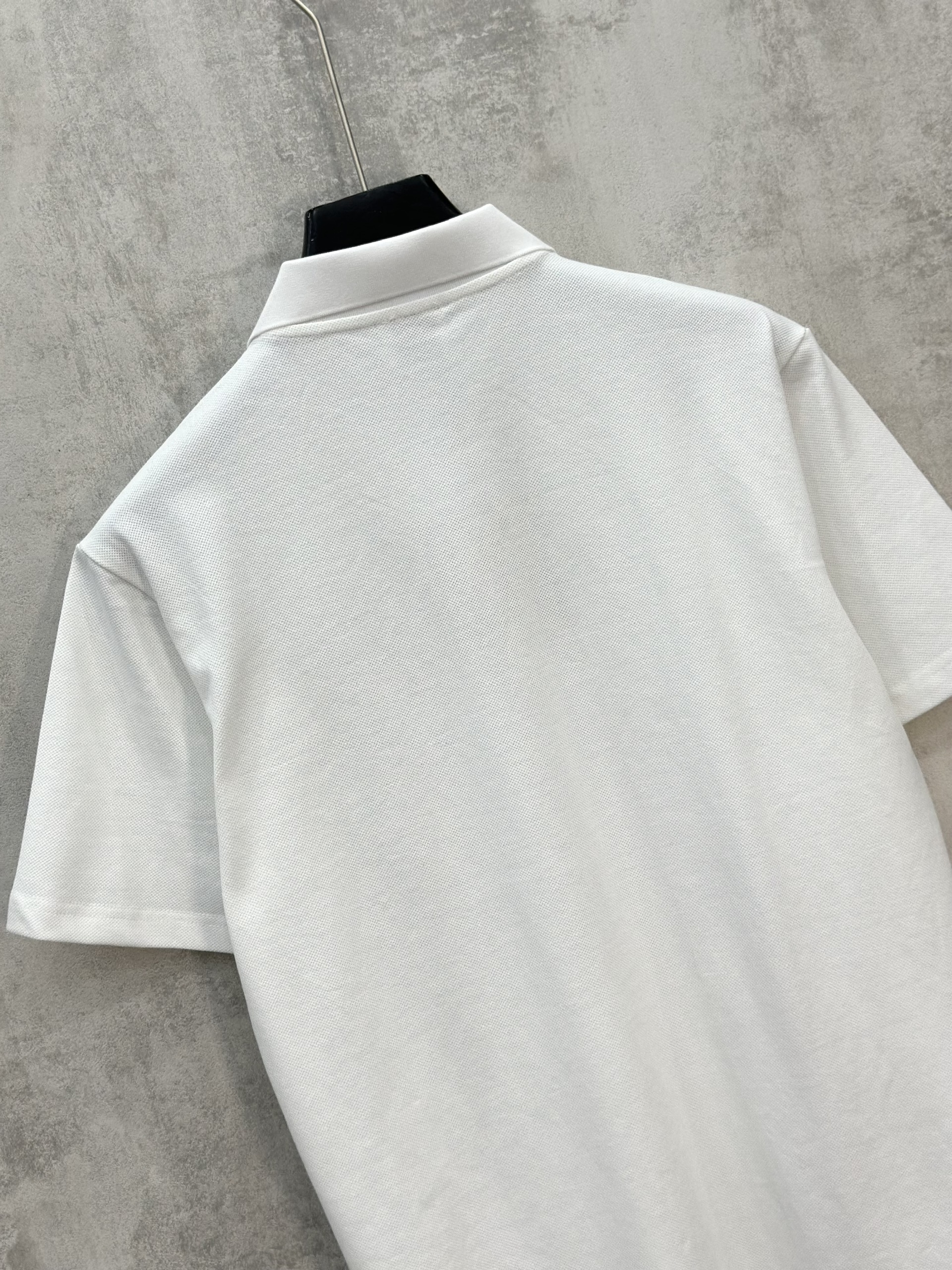 Áo polo Caras Đen Trắng Xanh Than basic khuy Vàng logo thêu Trái Tim ngực Like Auth S-XL VTN\trắng