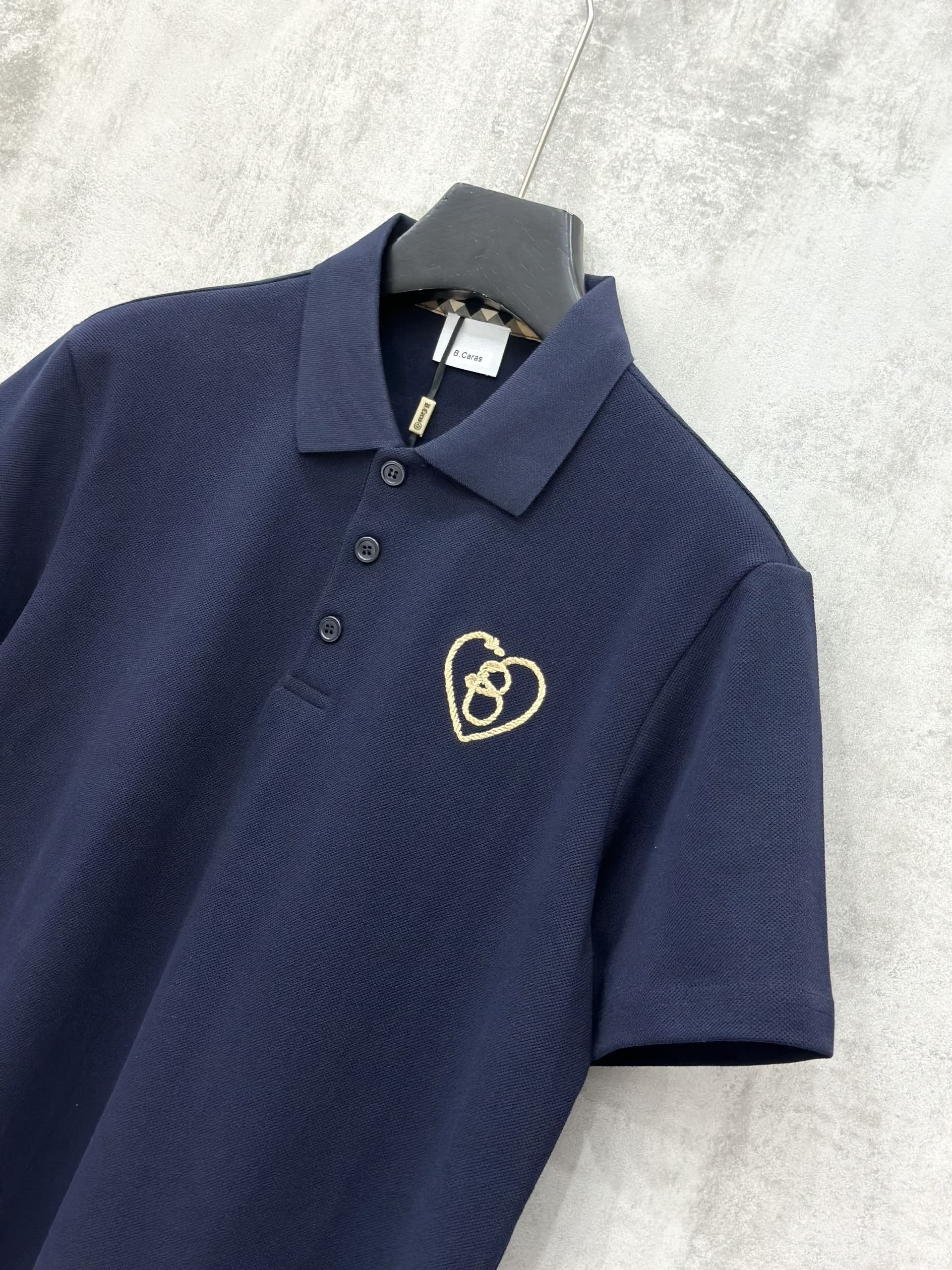 Áo polo Caras Đen Trắng Xanh Than basic khuy Vàng logo thêu Trái Tim ngực Like Auth S-XL VTN\xanh than