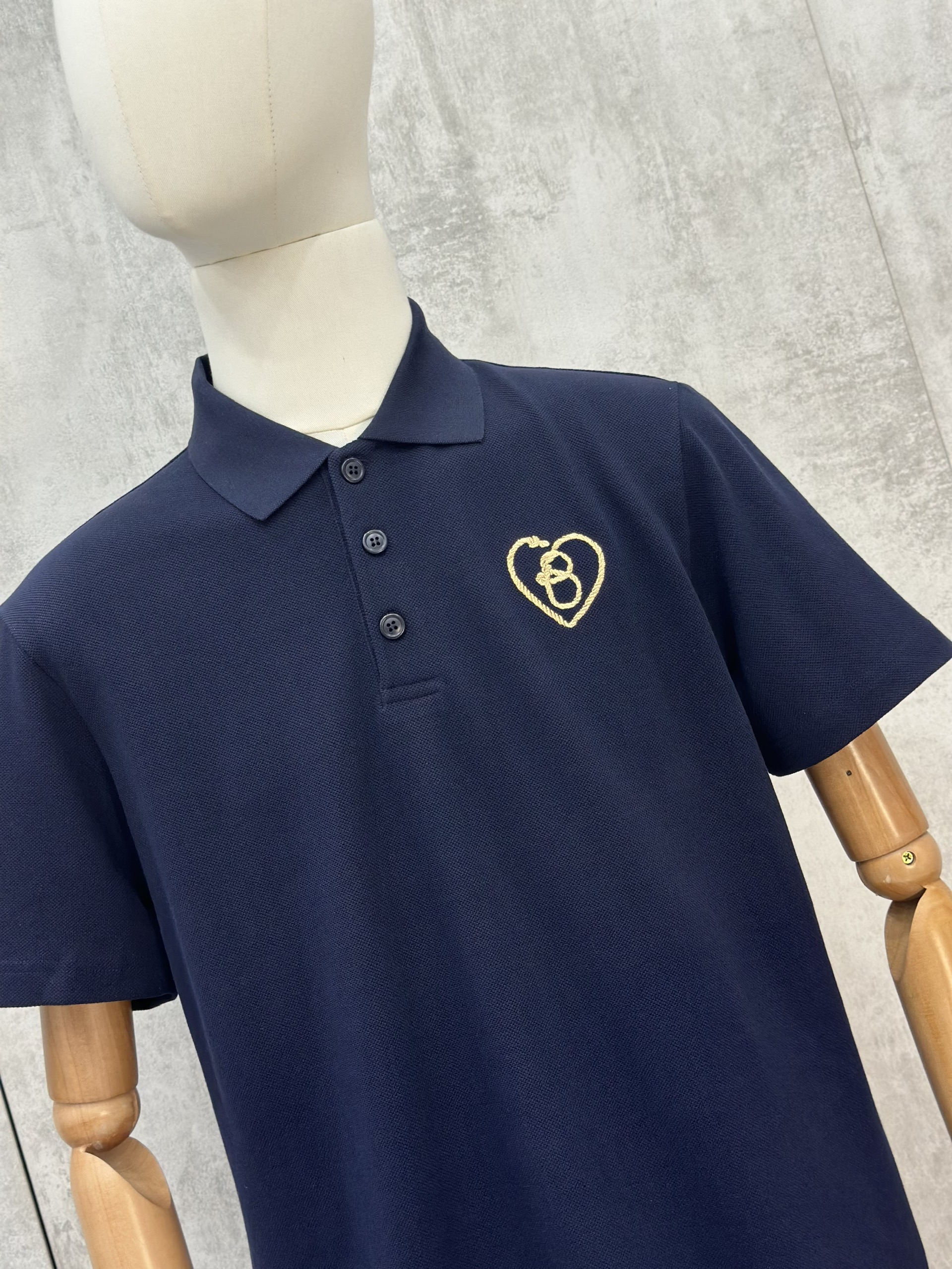 Áo polo Caras Đen Trắng Xanh Than basic khuy Vàng logo thêu Trái Tim ngực Like Auth S-XL VTN\xanh than