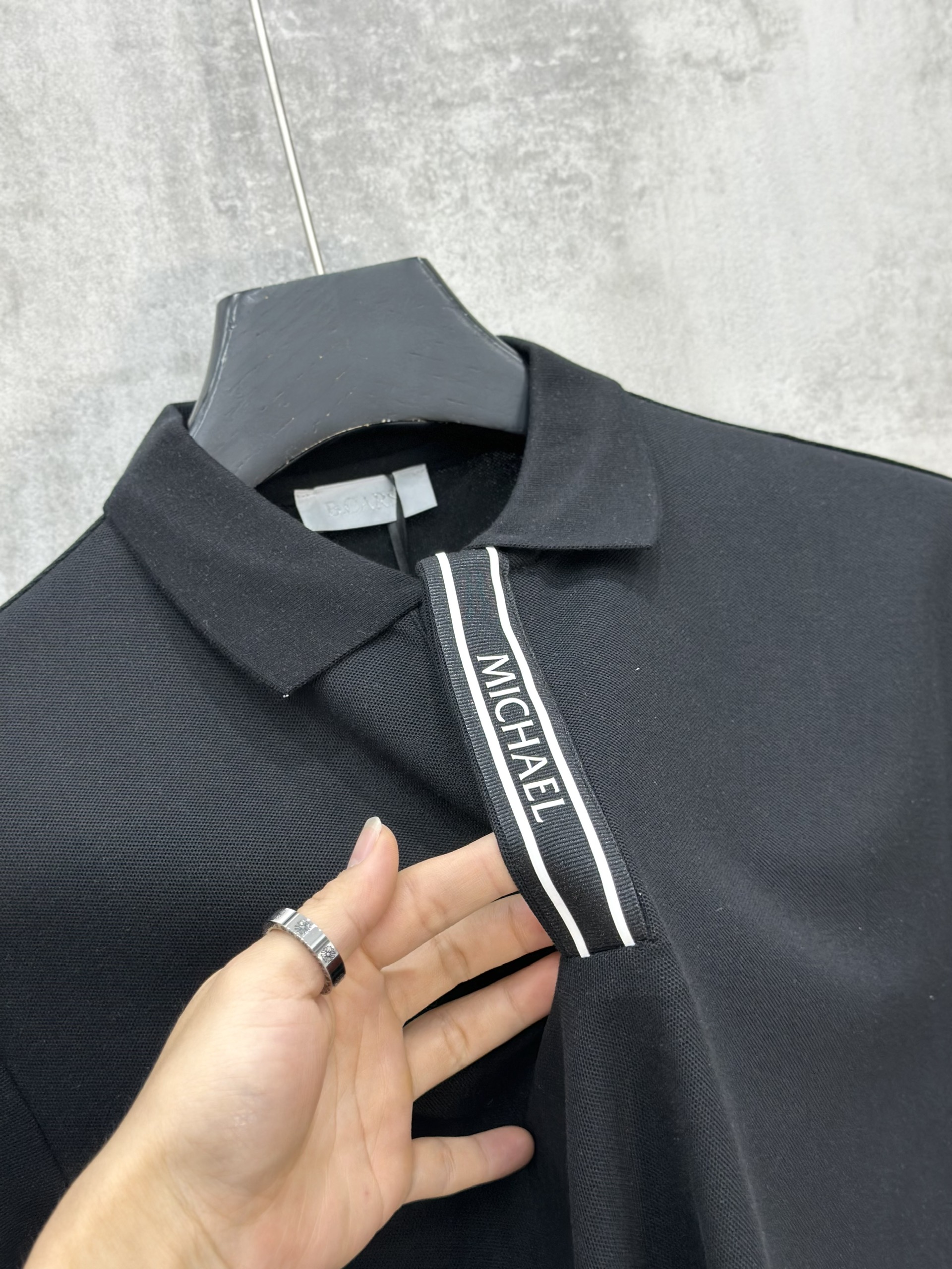 Áo polo Michael kẻ khuy cổ Đen Trắng Like Auth S-XL VTN\Đen