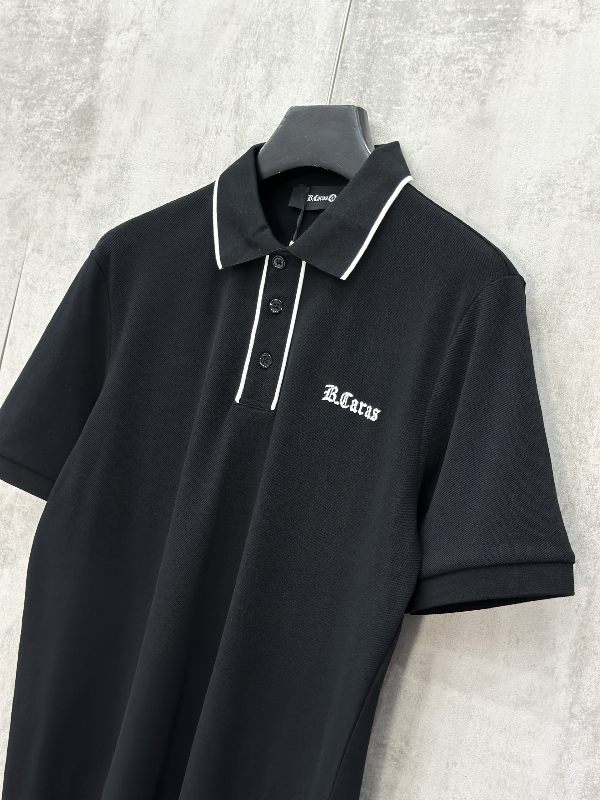 Áo polo Michael kẻ khuy cổ Đen Trắng logo thêu ngực Like Auth S-XL VTN\Đen